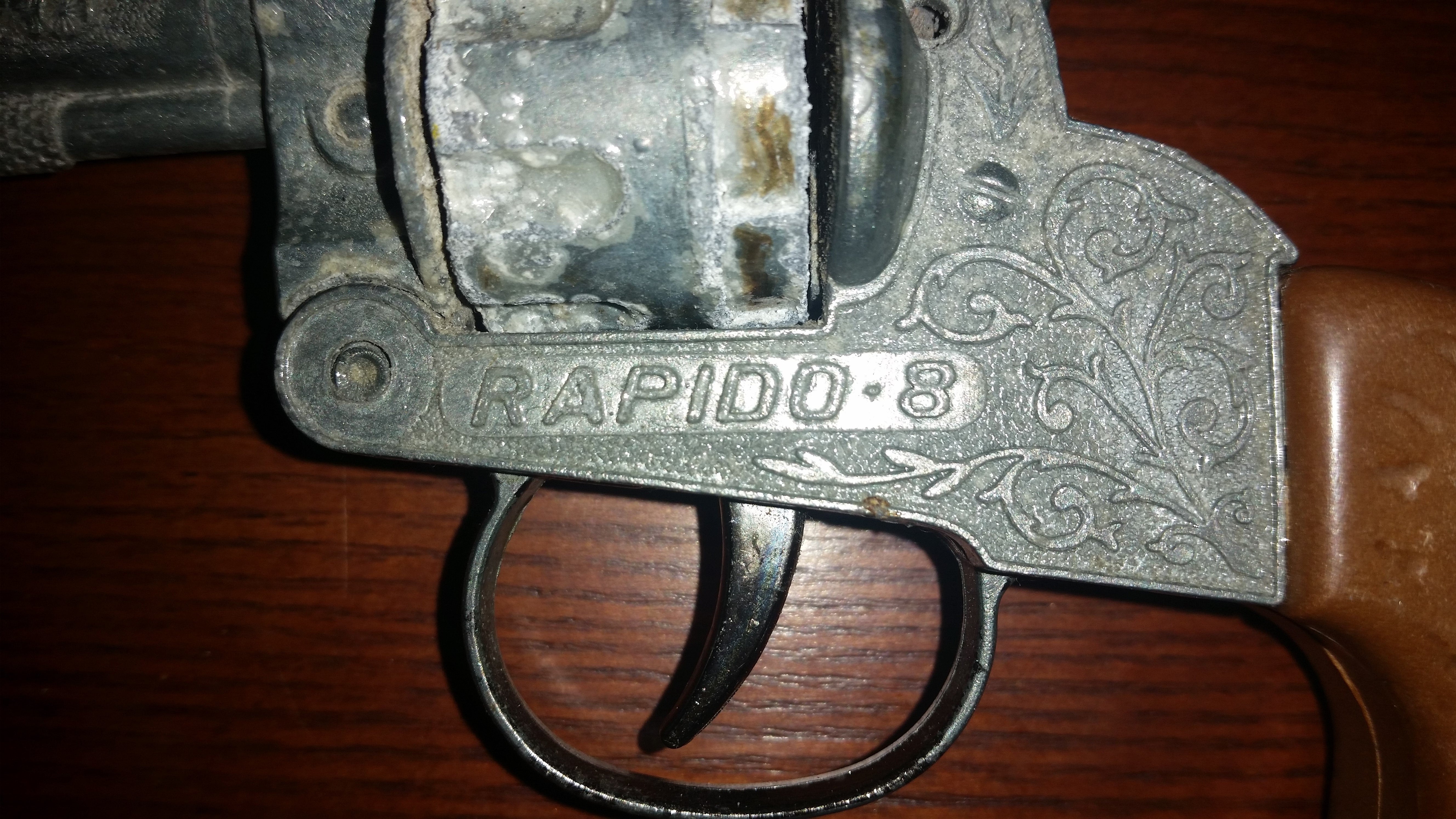Vintage Lone Star Rapido 8 Diecast Cap Gun Revolver Toy