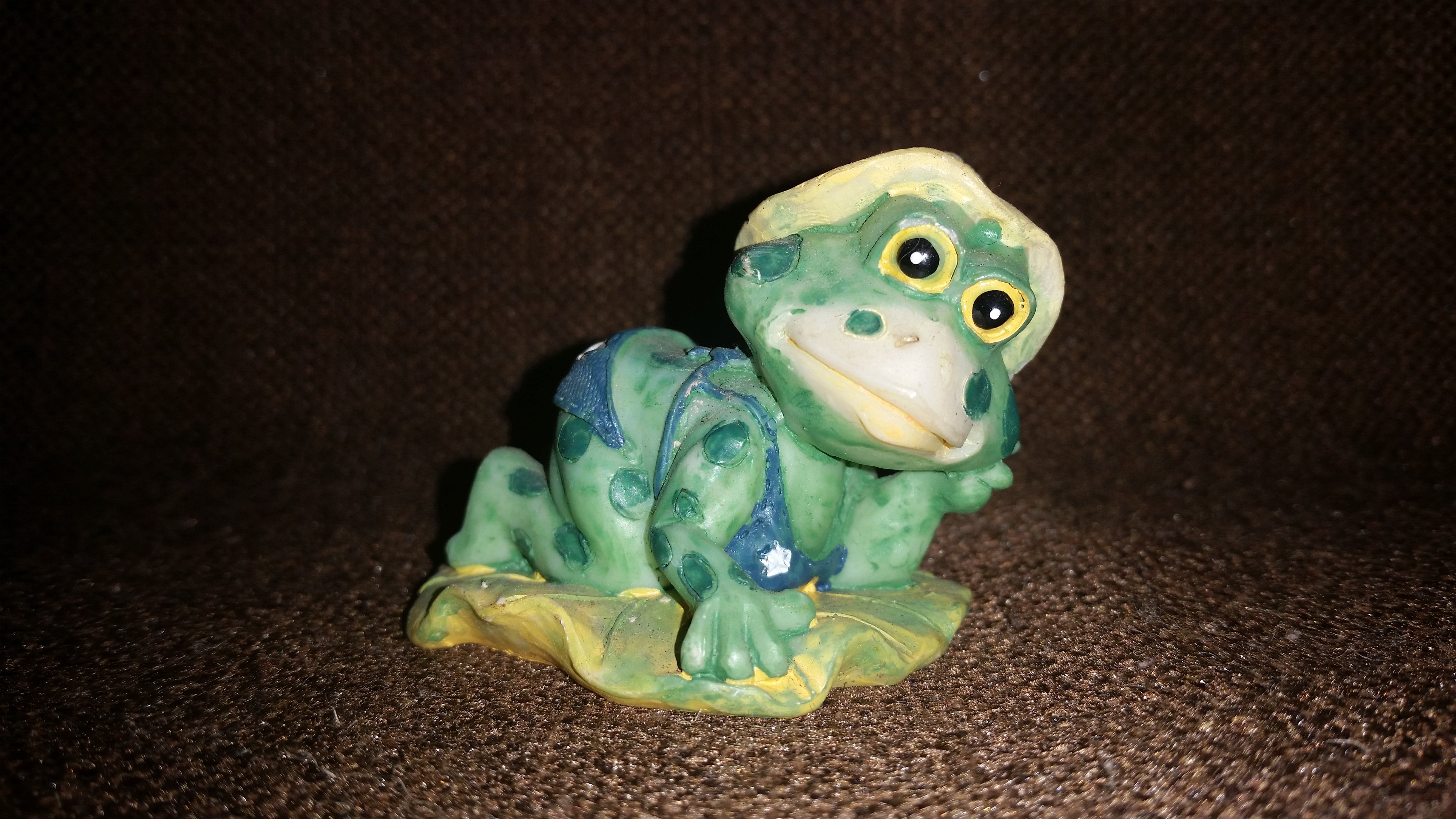 Small Frog in Bikini and Sun Hat Lounging Out on a Lily Pad Decorative Ornament