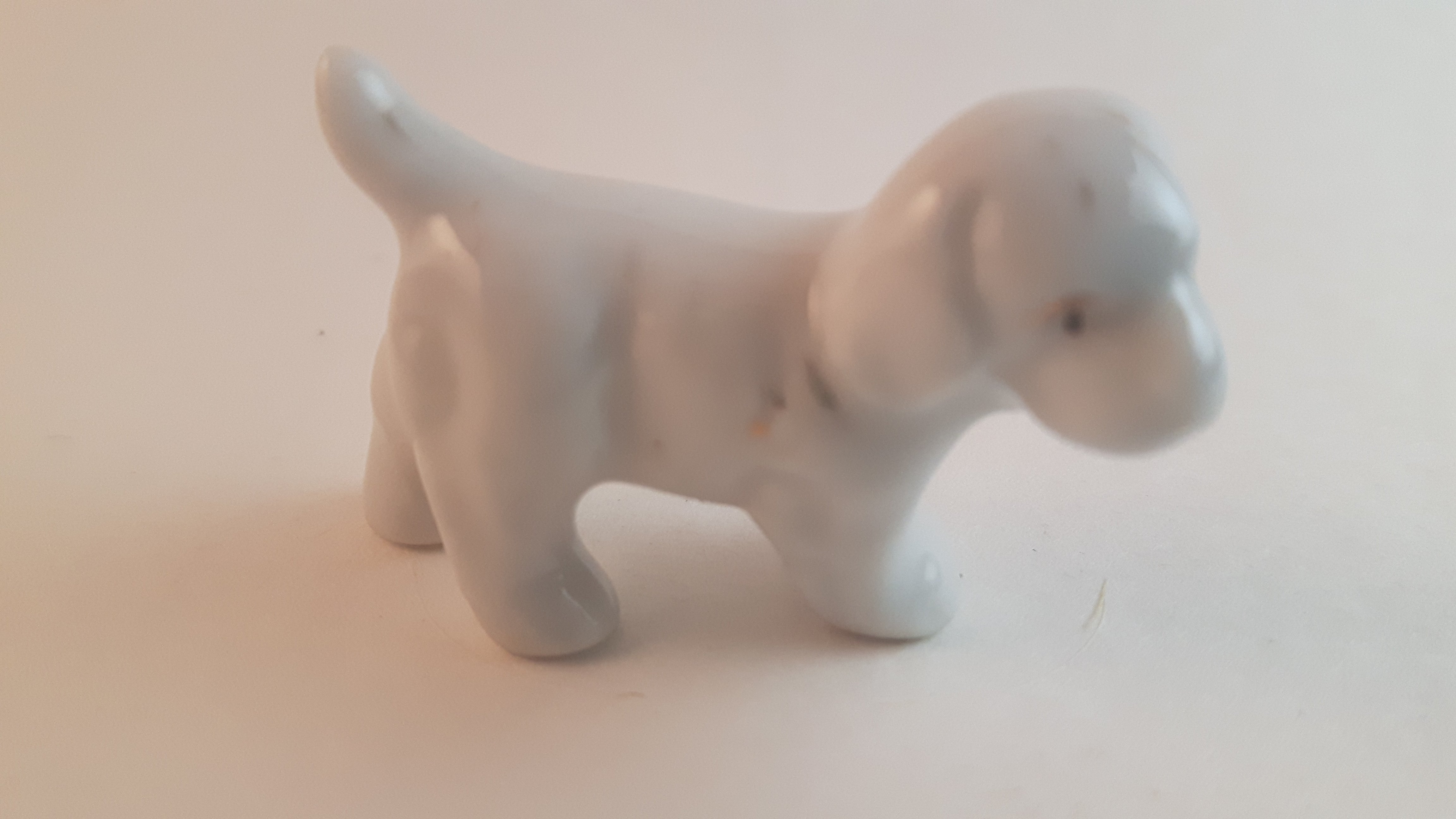 Antique 1940s Japanese Miniature White Porcelain Golden Retriever Puppy Dog Figurine