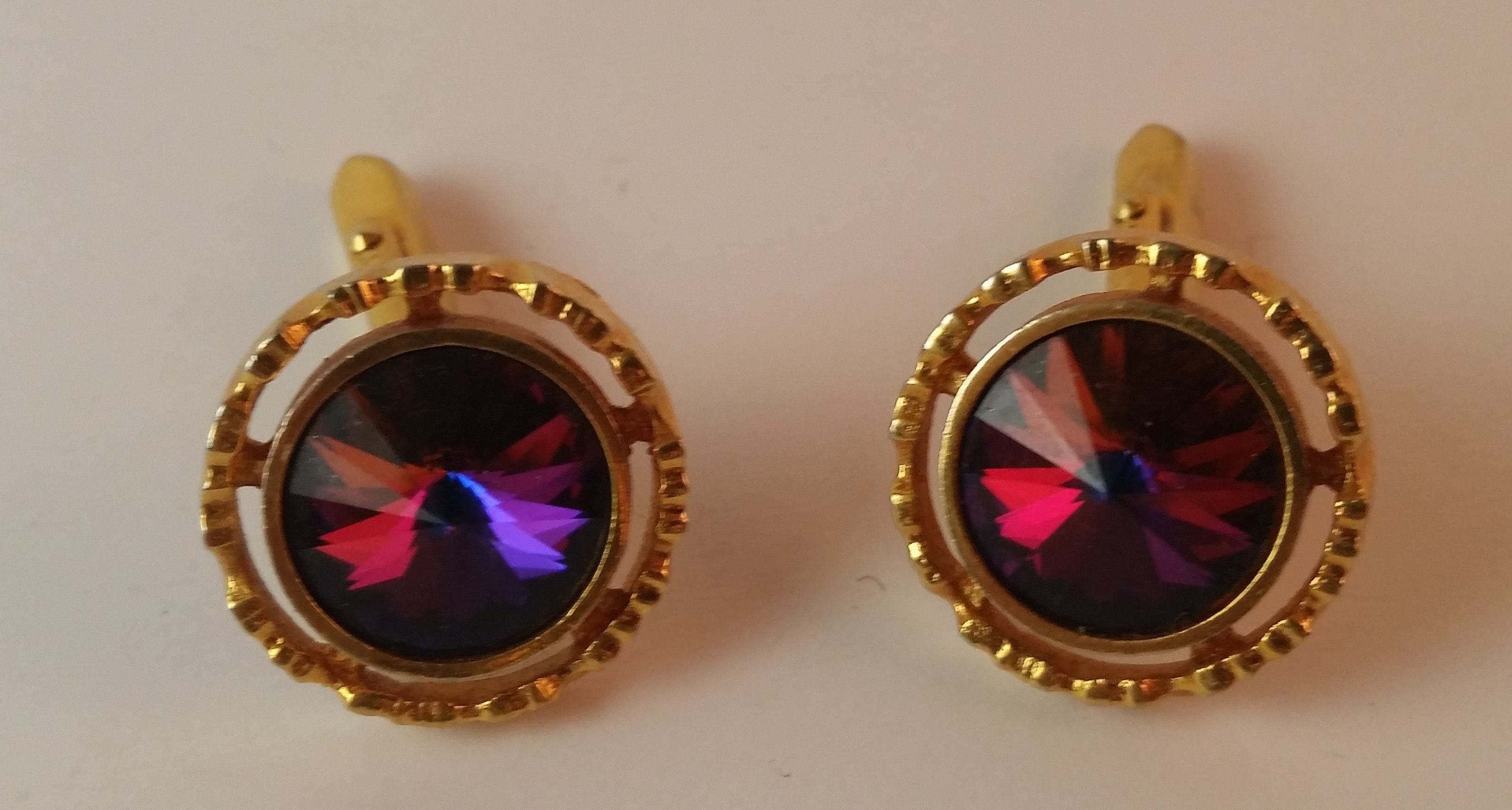 Vintage 1960s Cerise Rivoli Stone Gold Tone Cufflinks
