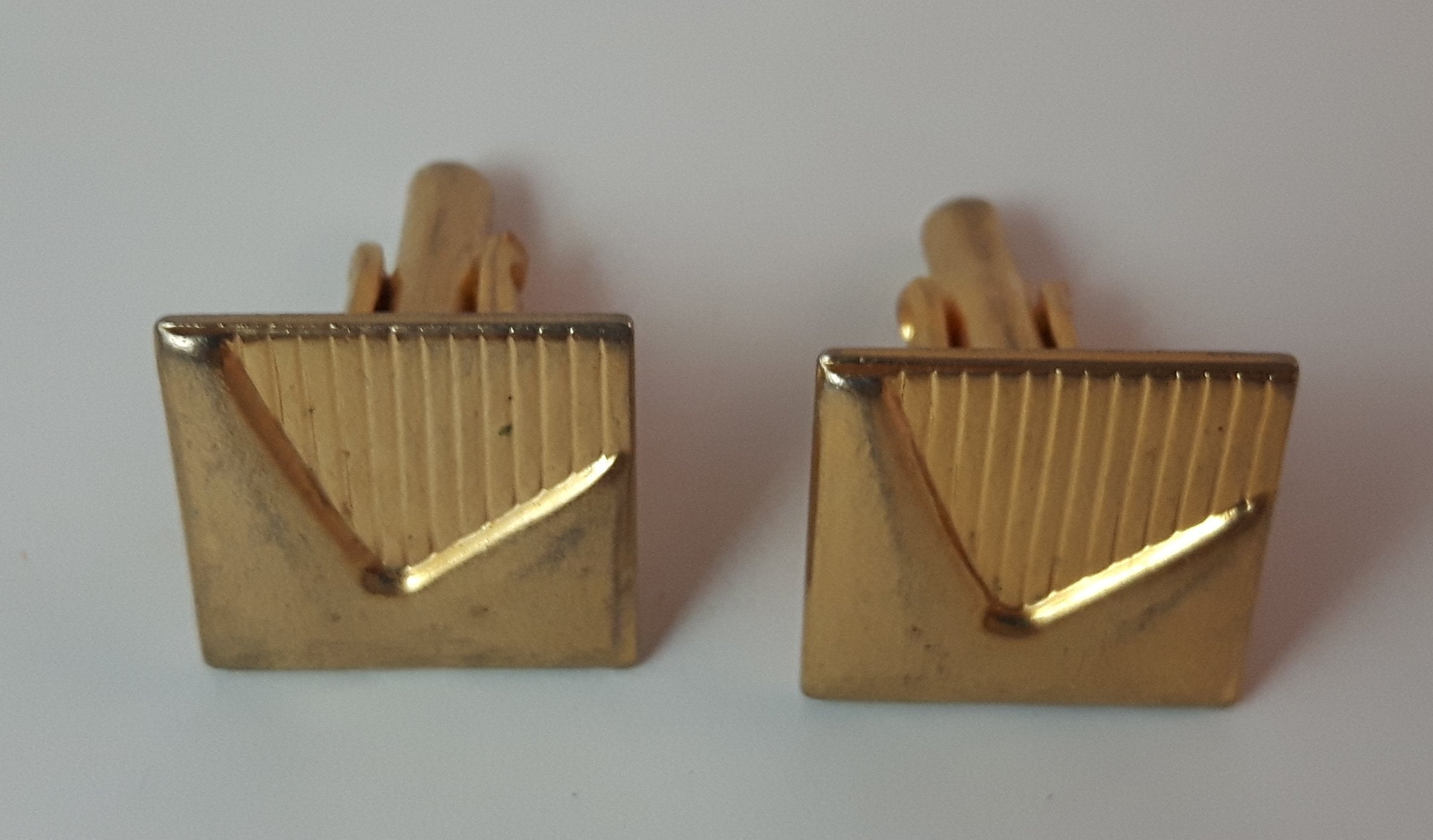 Vintage Gold Tone Cuff Links