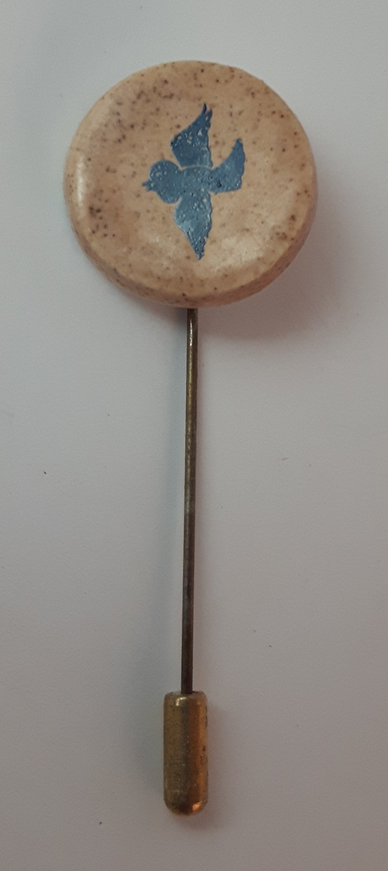 Vintage Circular Gold Tone Blue Bird Dove Tie Stick Pin