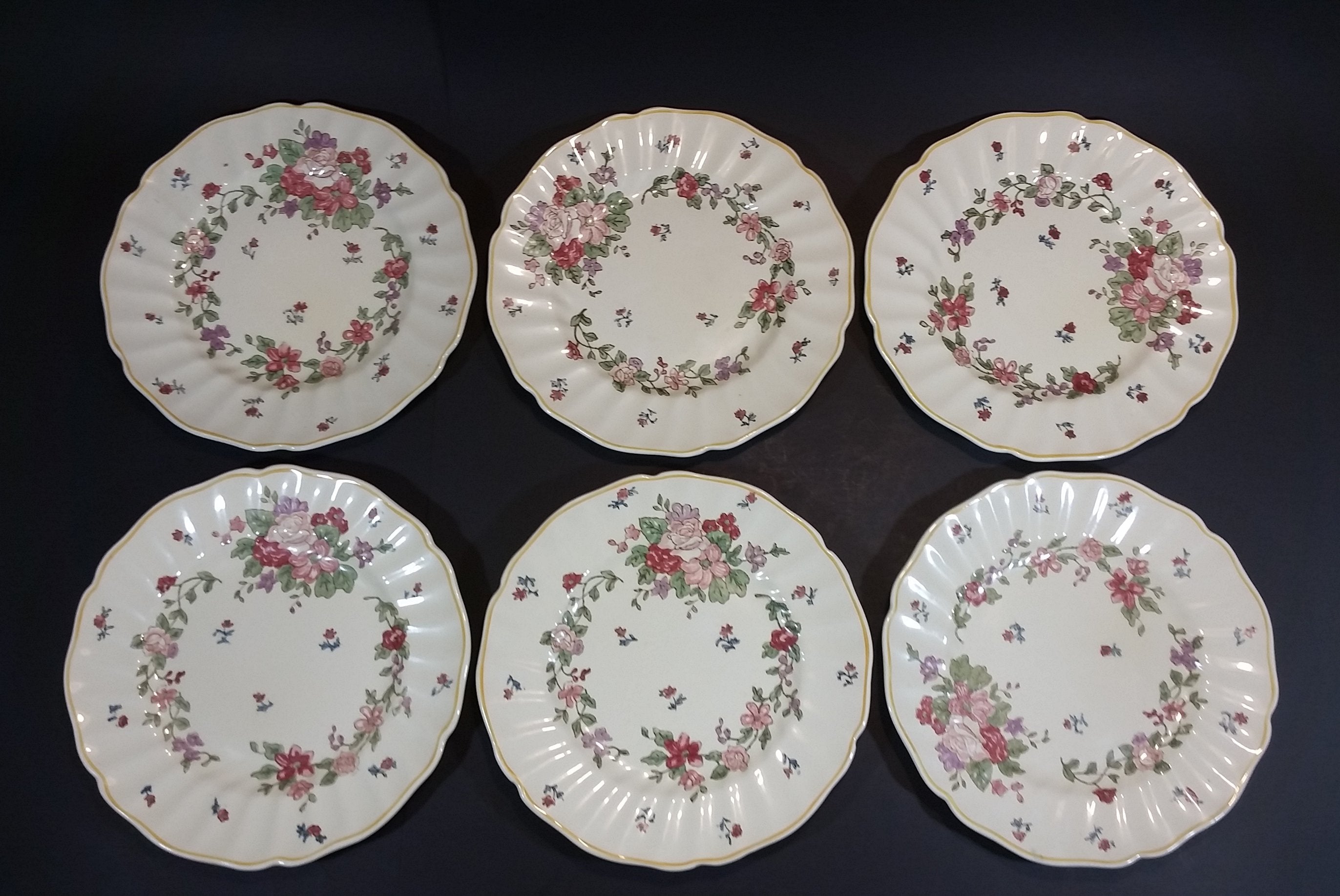 1930s Royal Doulton "Wildflower" Pink and Red Floral with Faint Yellow Edge 8 1/2" Dinner Plates - Set of 6