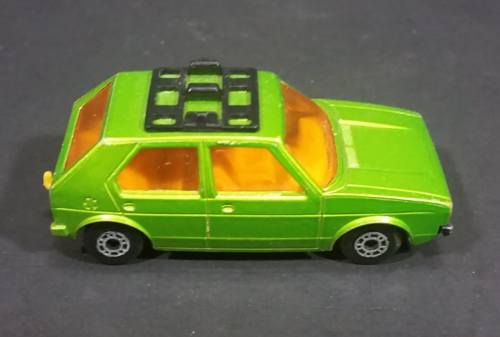1976 Lesney Products Matchbox Lime Green Superfast No. 7 VW Volkswagen Golf Toy Car 6