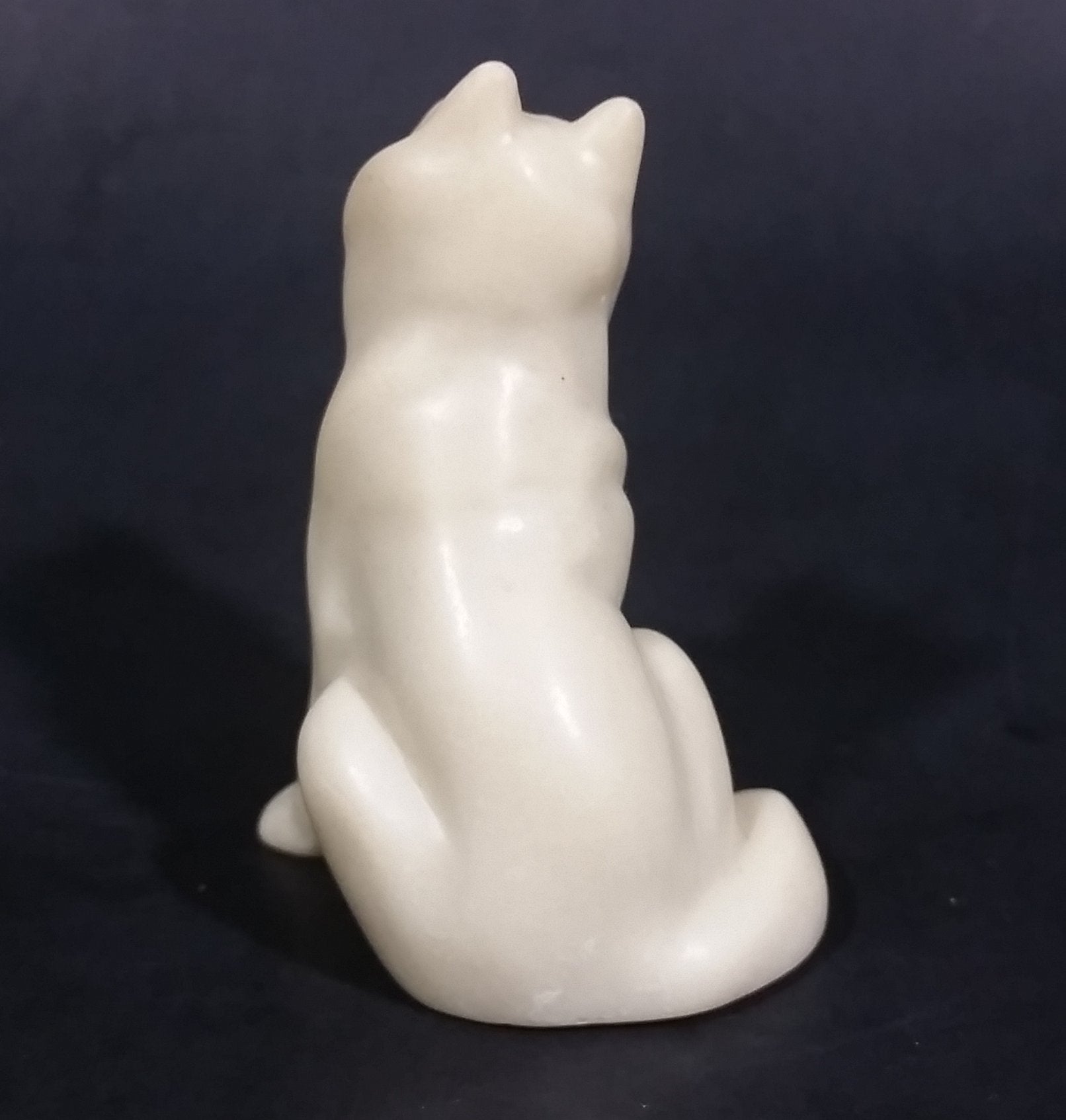 Small Marble Resin White Soapstone look Wolf Dog Sculpture Figurine 3