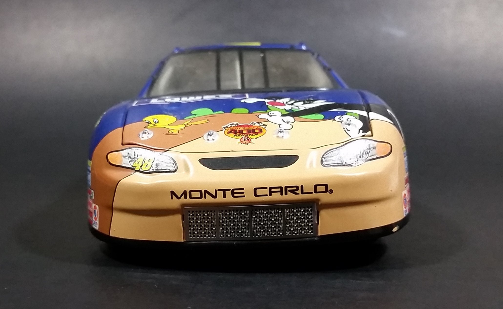 2002 Action Racing Warner Bros Looney Tunes Jimmie Johnson #48 Nascar Monte Carlo 1/24 Scale Die Cast Toy Model Vehicle 14