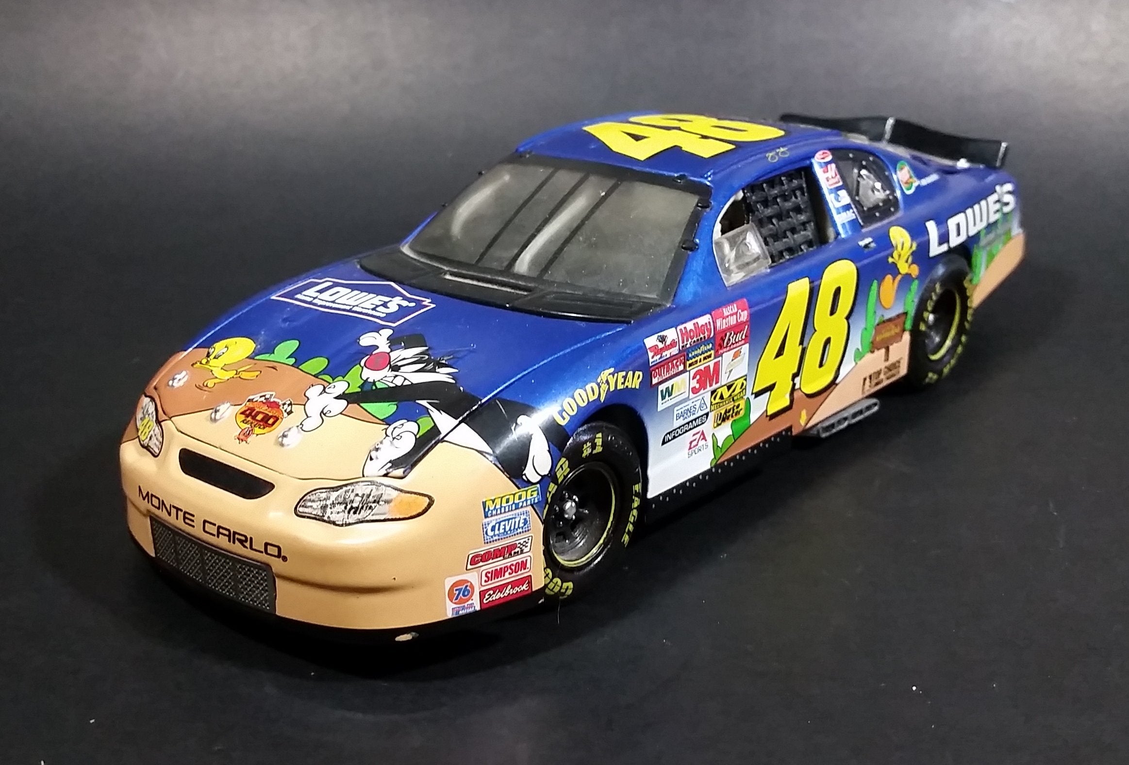 2002 Action Racing Warner Bros Looney Tunes Jimmie Johnson #48 Nascar Monte Carlo 1/24 Scale Die Cast Toy Model Vehicle 1
