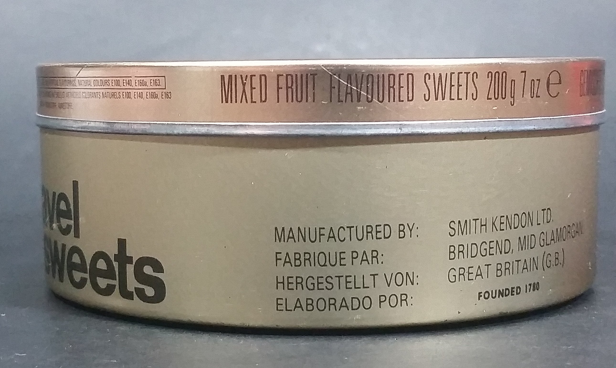 Vintage 1981 SK Travel Sweets The Marriage of the Prince of Wales and Lady Diana Spencer Collectible Tin 4