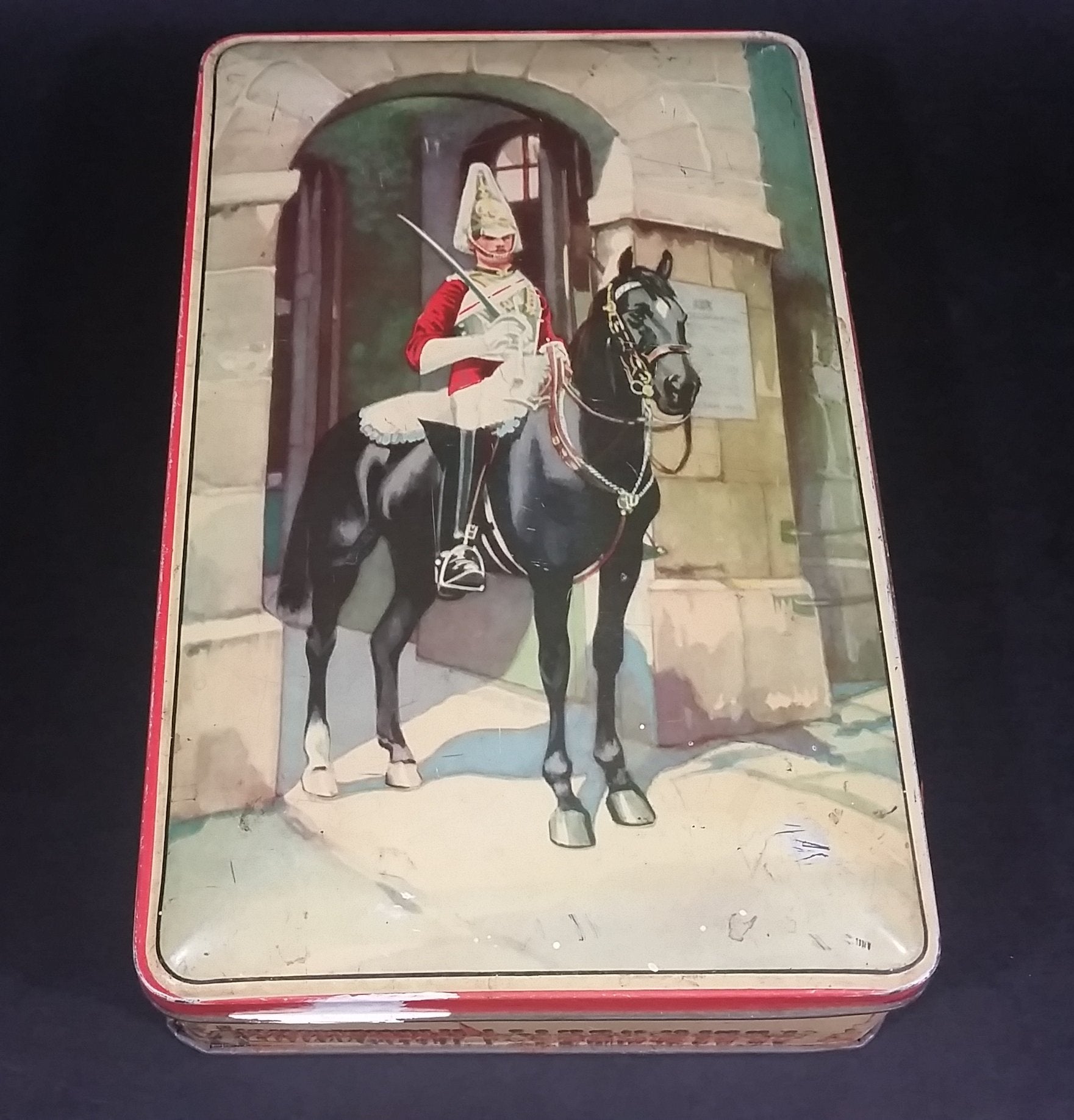 Vintage Gray and Dunn Knight on a Horse in Archway Assorted Chocolates Tin Collectible