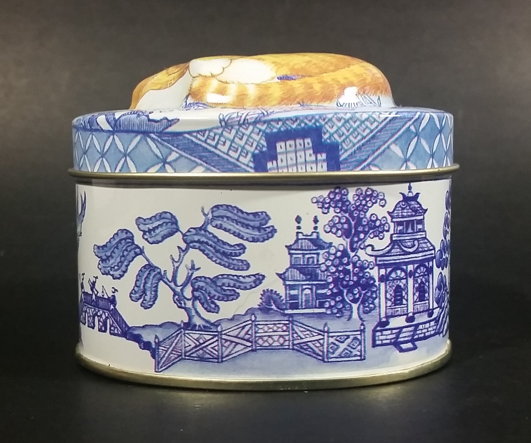 Collectible Blue Willow Blue and White Tin With Orange and White Sleeping Kitty Cat 3