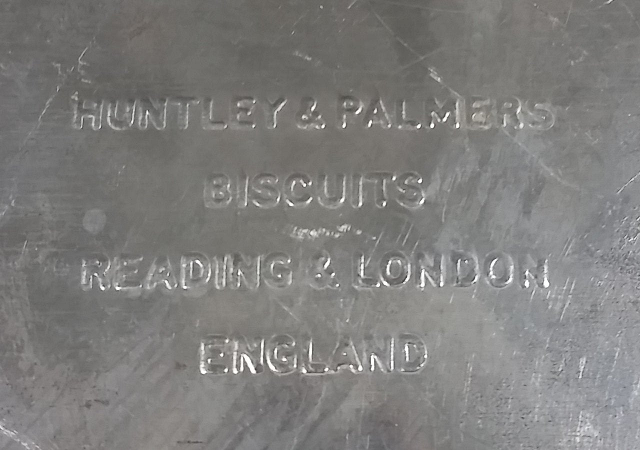 1953 Huntley & Palmers Queen Elizabeth II & The Duke of Edinburgh Biscuits Tin 15