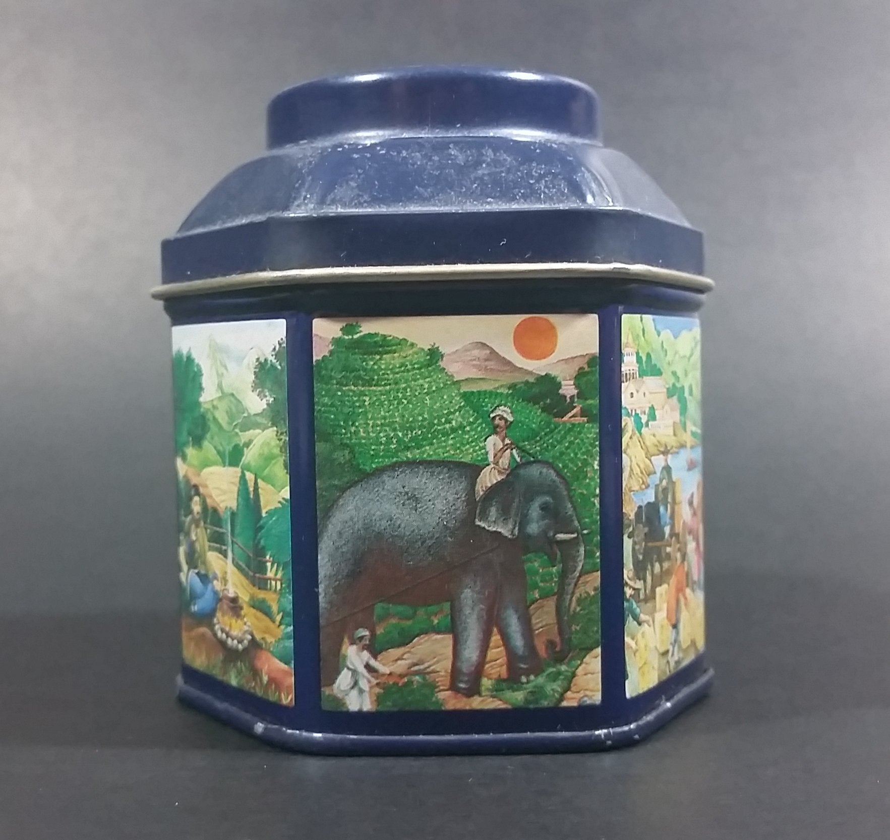 1984 Earl Grey Tea Crabtree & Evelyn London Hexagon Shaped Blue Tea Tin Collectible 5