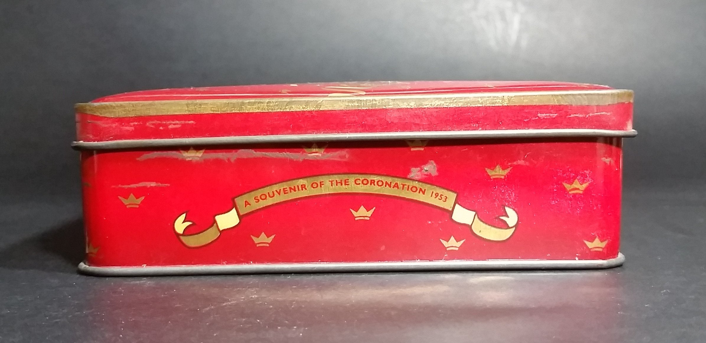 1953 Queen Elizabeth II & The Duke of Edinburgh Coronation Harry Vincent Ltd Toffee Tin 4