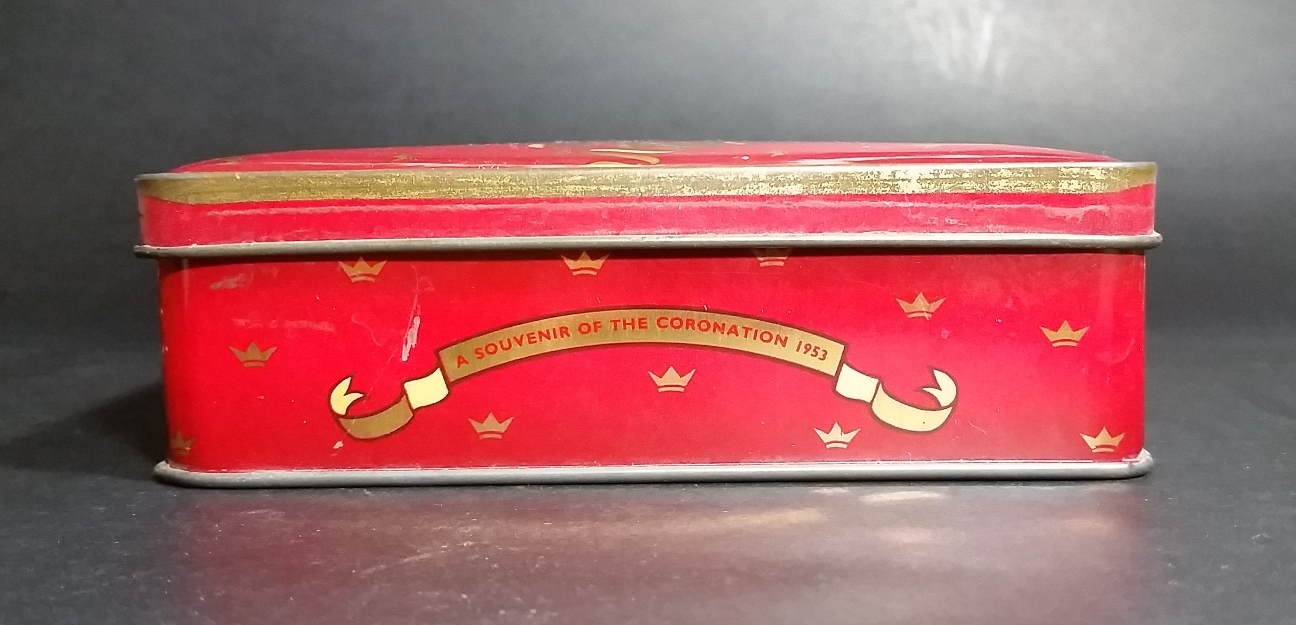 1953 Queen Elizabeth II & The Duke of Edinburgh Coronation Harry Vincent Ltd Toffee Tin 8