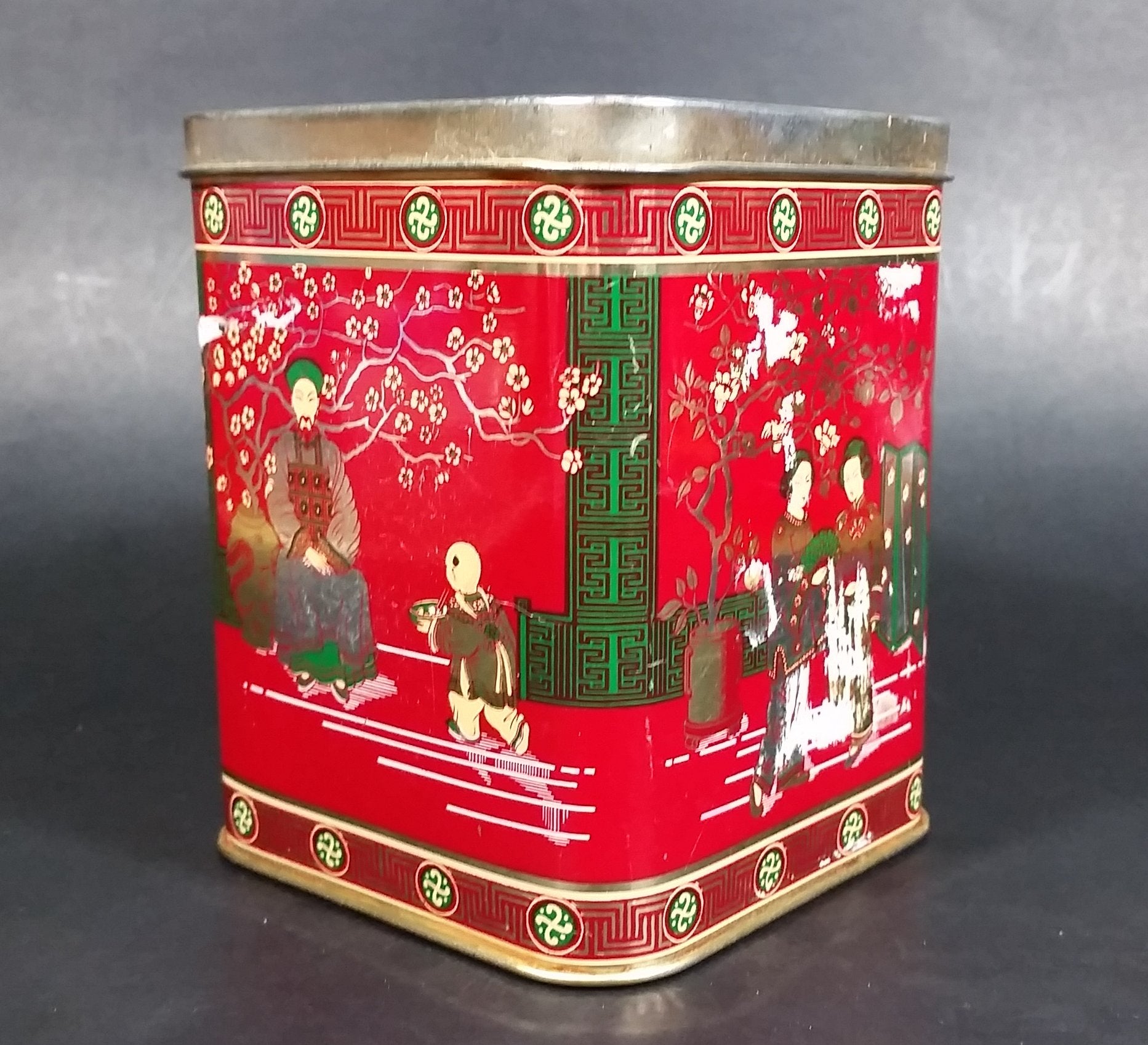 Collectible 1978 Murchie's "Taste The Difference" Red, Gold Tea Tin Container - Vancouver, B.C. 10