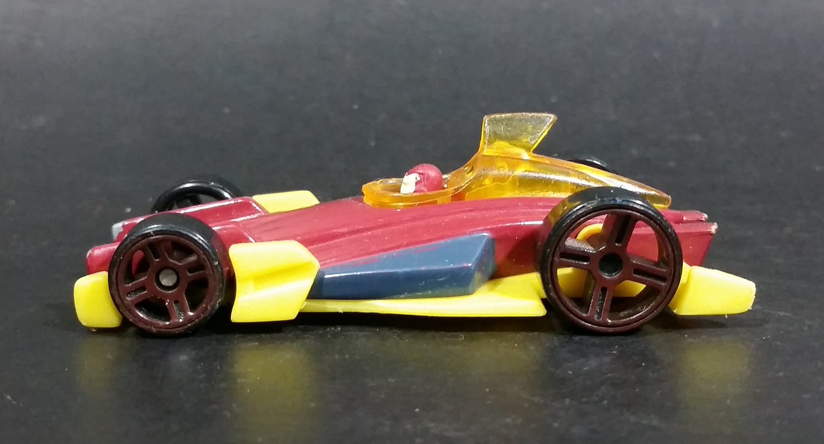 Rare 2008 MGA Marvel Films Iron Man Die Cast Toy Race Car Vehicle 6