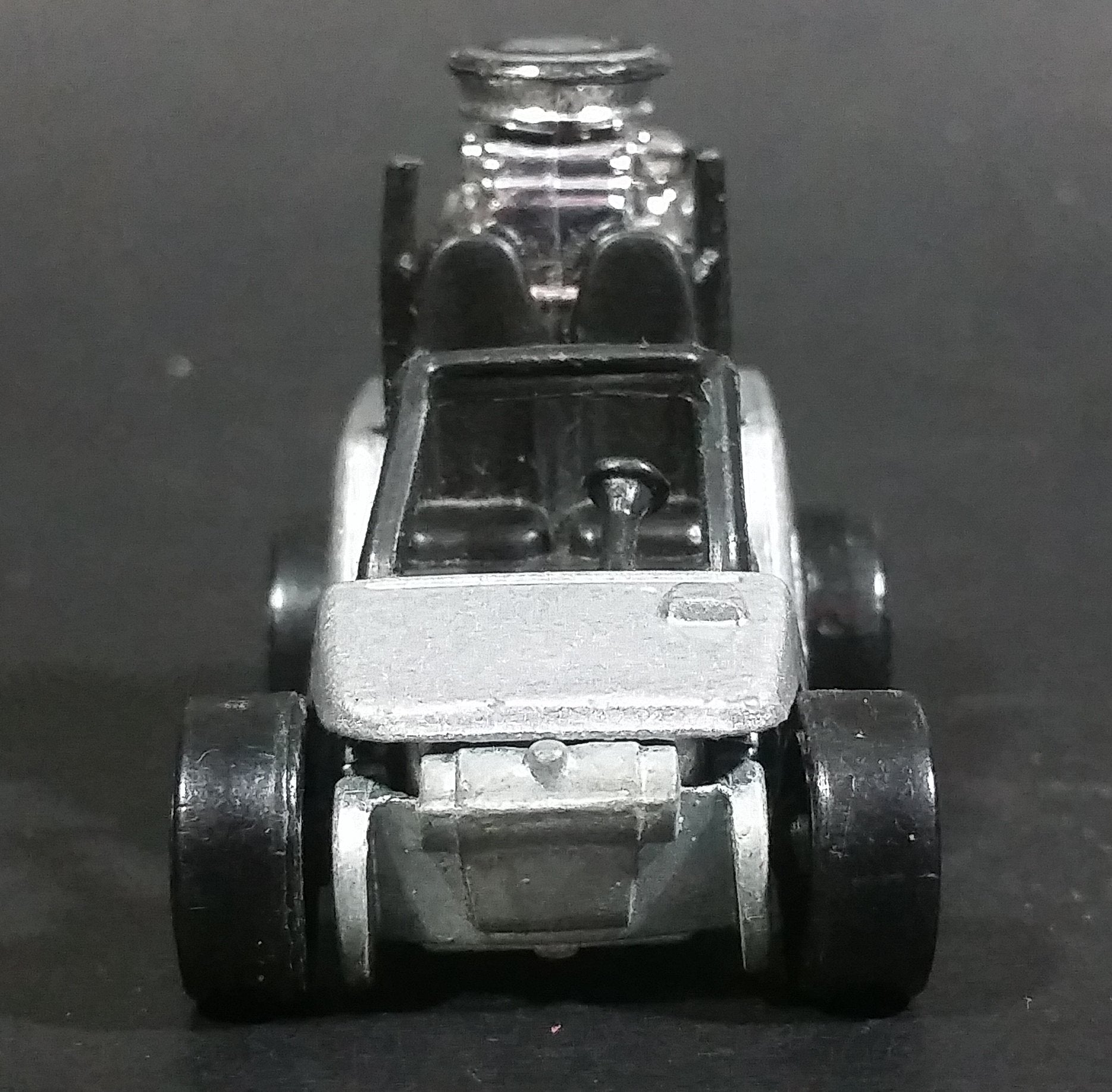 2007 Hot Wheels Wild Things Fore Wheeler Tee'd Off Metalflake Grey Die Cast Toy Car Golf Cart Vehicle 9