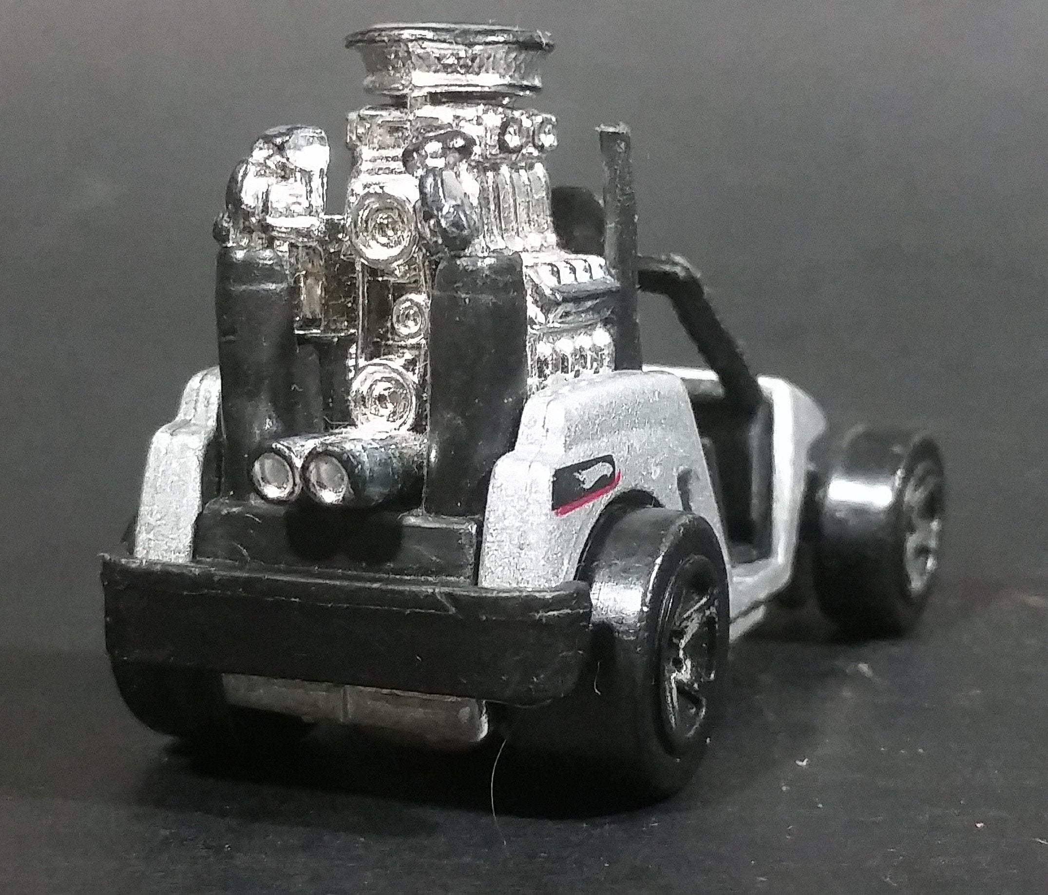2007 Hot Wheels Wild Things Fore Wheeler Tee'd Off Metalflake Grey Die Cast Toy Car Golf Cart Vehicle 12