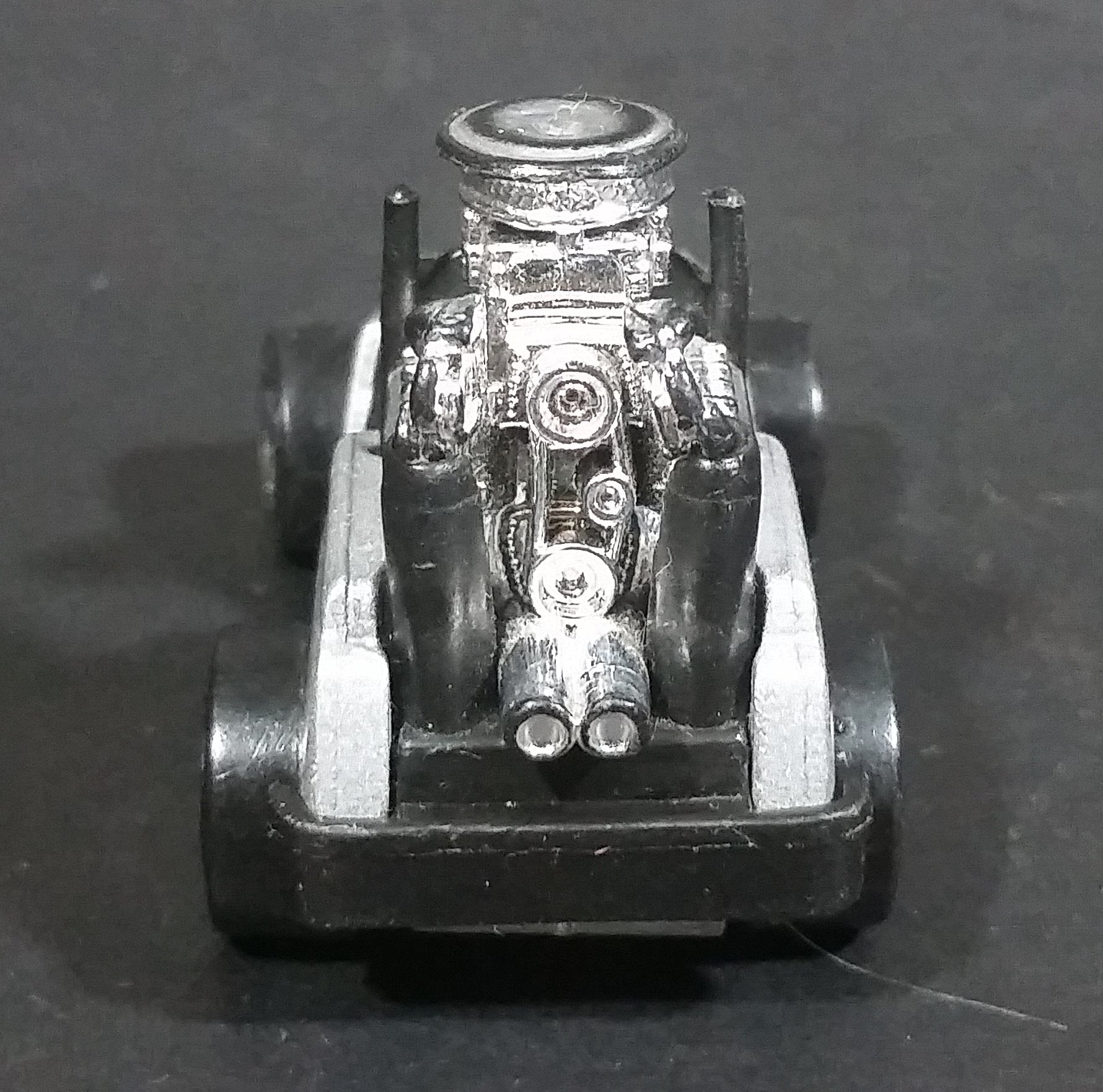 2007 Hot Wheels Wild Things Fore Wheeler Tee'd Off Metalflake Grey Die Cast Toy Car Golf Cart Vehicle 4