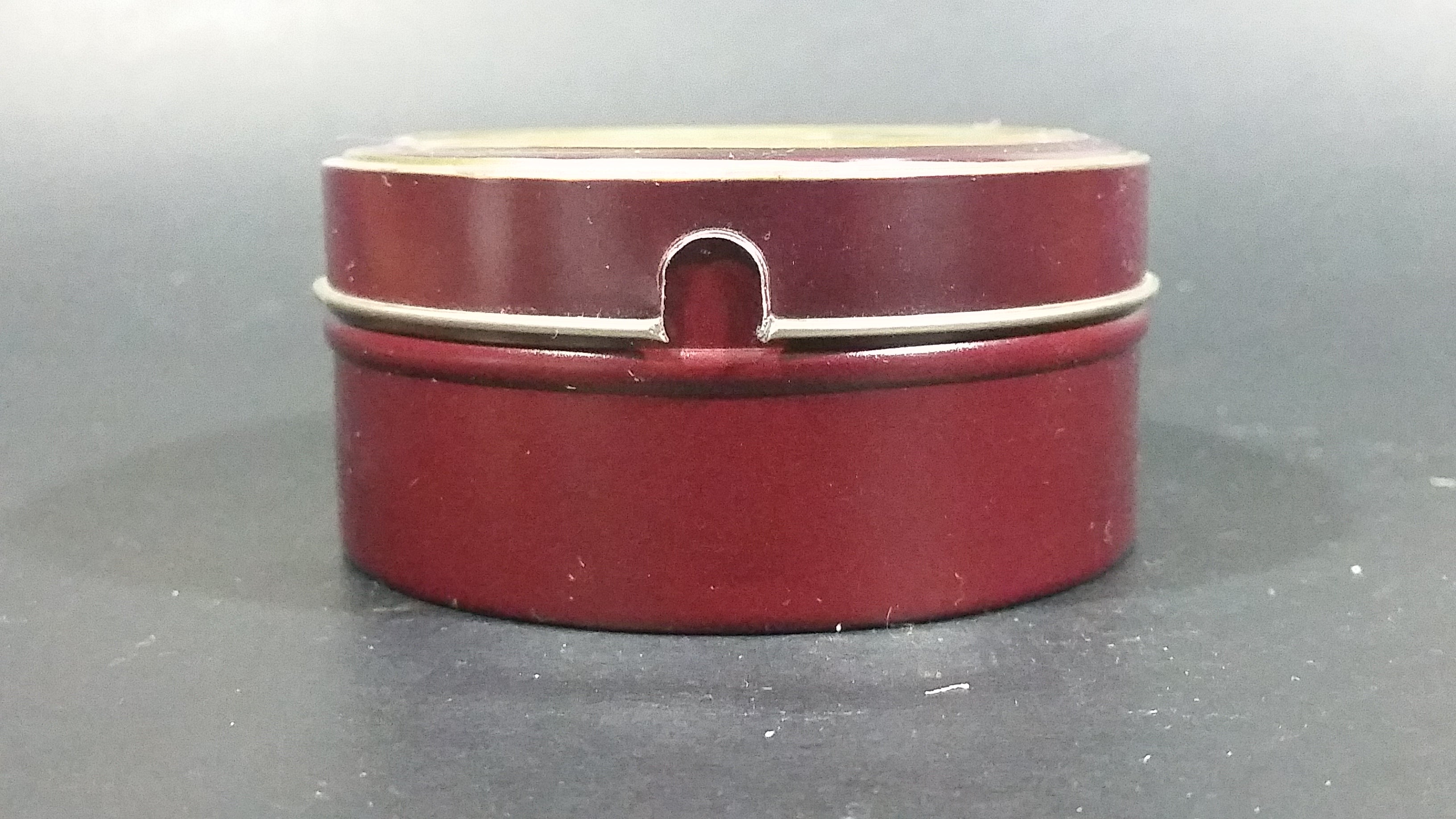 1990 Bentley's of London The Cat's Gallery Henry VIII Fruit Bon Bons Confectionery Tin Opened Still Full 6