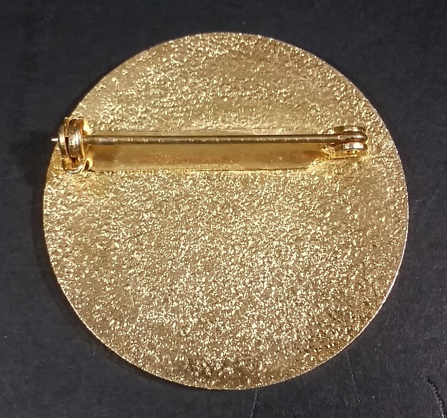 Vintage Skate Canada 1978 Vancouver Ice Figure Skating Round Collectible Enamel Pin 2