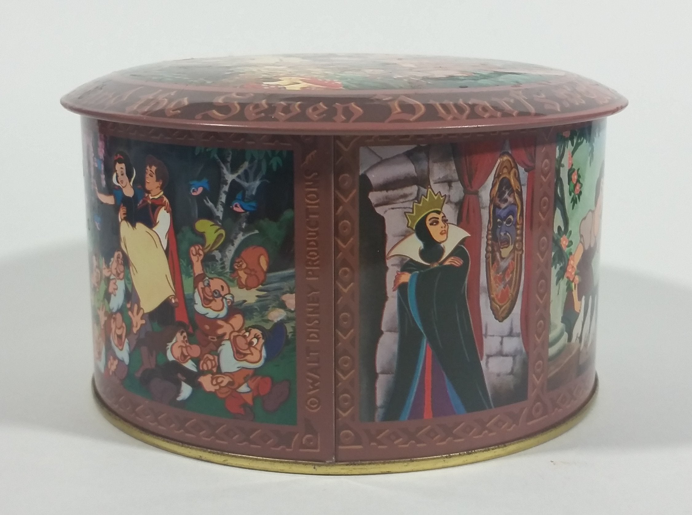 Vintage Walt Disney Productions Snow White and The Seven Dwarfs Candy Jar Mix Round Collectible Tin Container 4