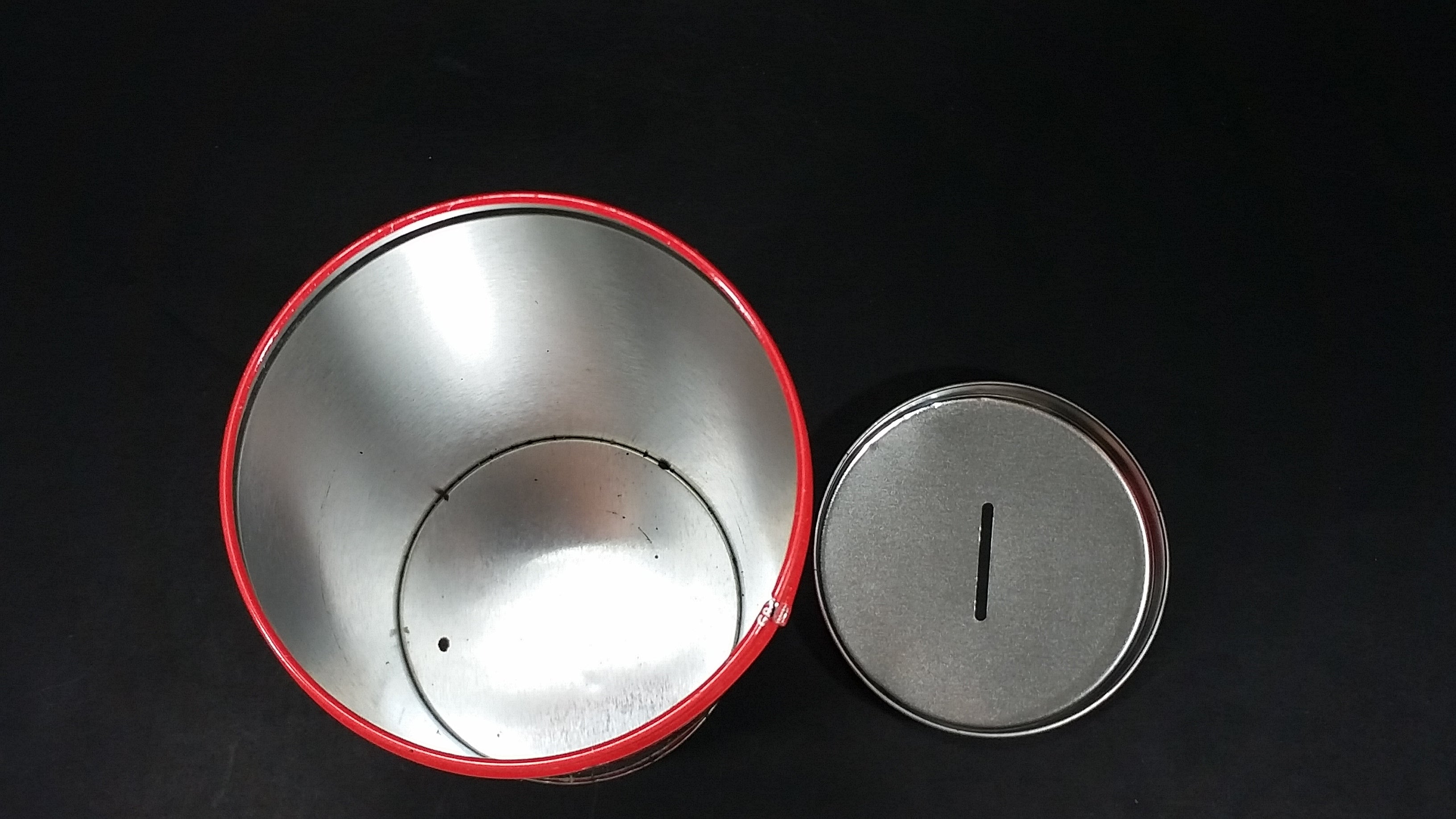 2013 Nestle Kit Kat Chocolate Bar Tall Tin Canister Coin Bank Sweets Candy Snacks Collectible 10