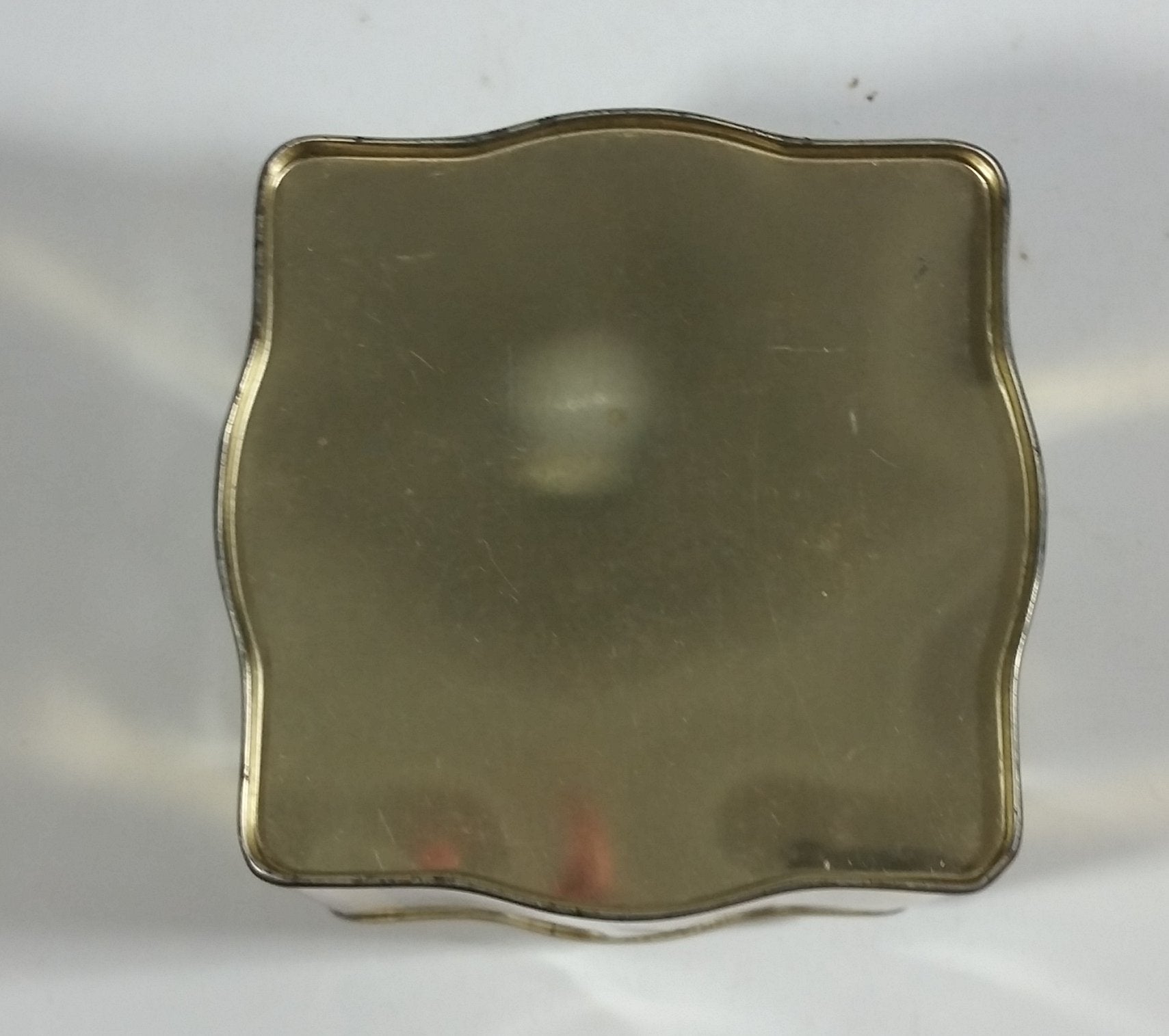 Chung Nam Tea Co. Ltd. Chinese Tea Pu Li Tea Red and Gold Scenic Butterfly Metal Tin Container 7
