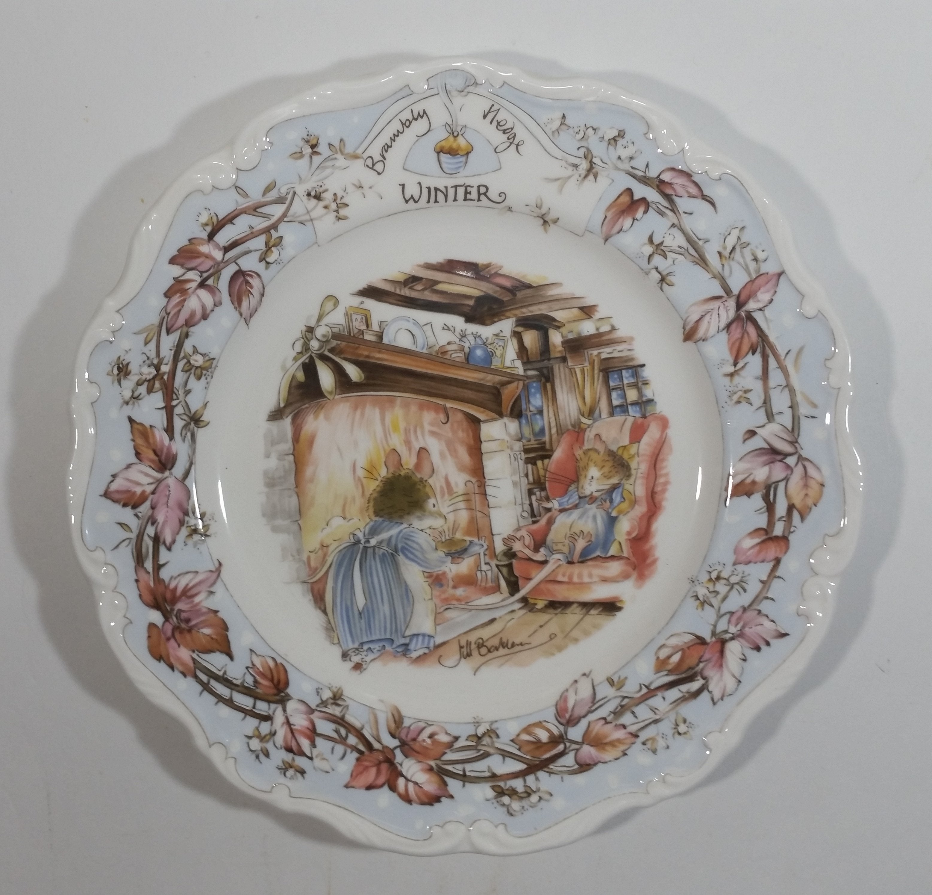 Vintage 1982 Royal Doulton Jill Barklem Four Seasons Bone China Plates Full Set Made in England 2