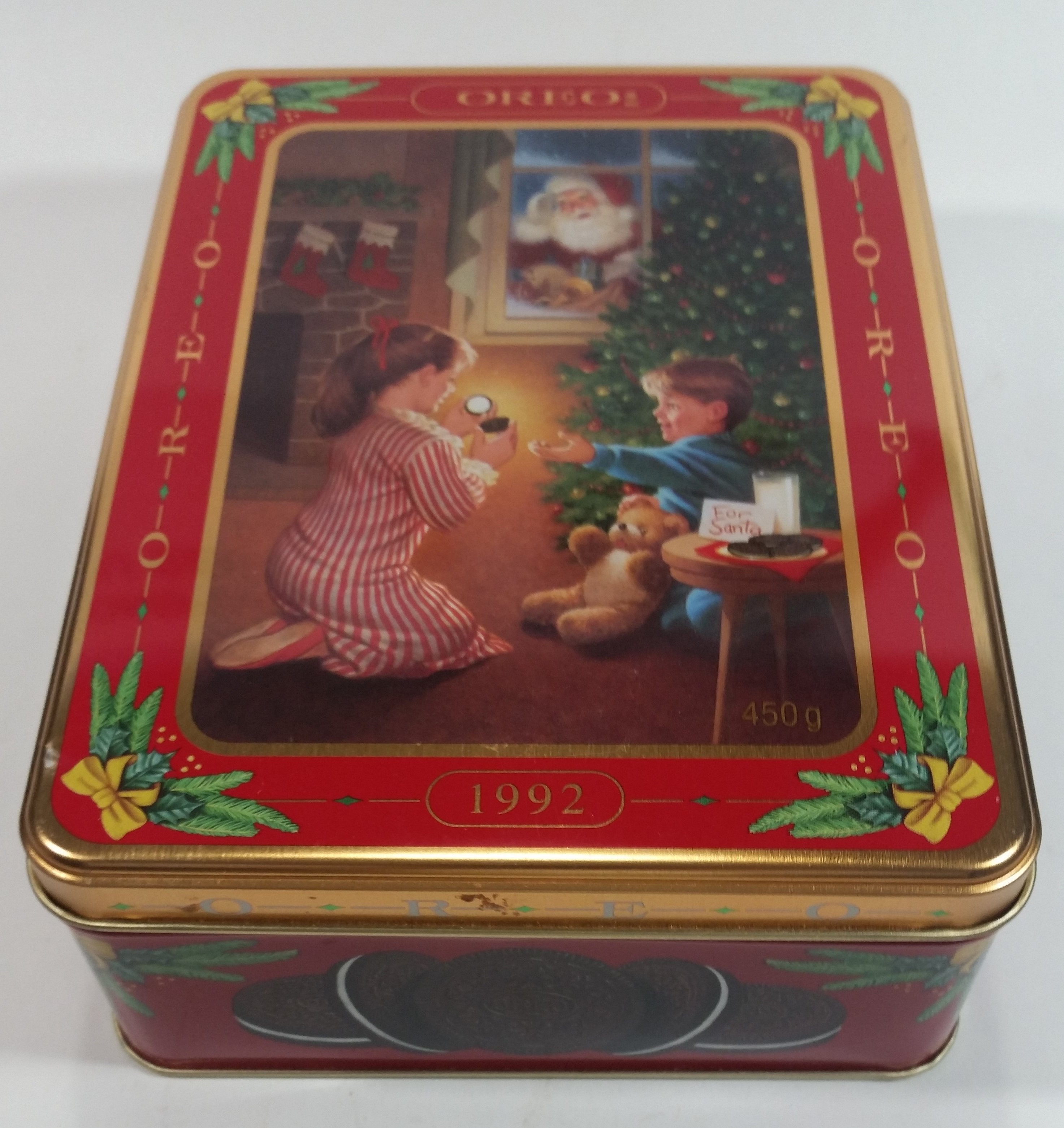 1992 Oreo Cookies Sweets Christmas Santa Claus Themed Tin Metal Container Collectible