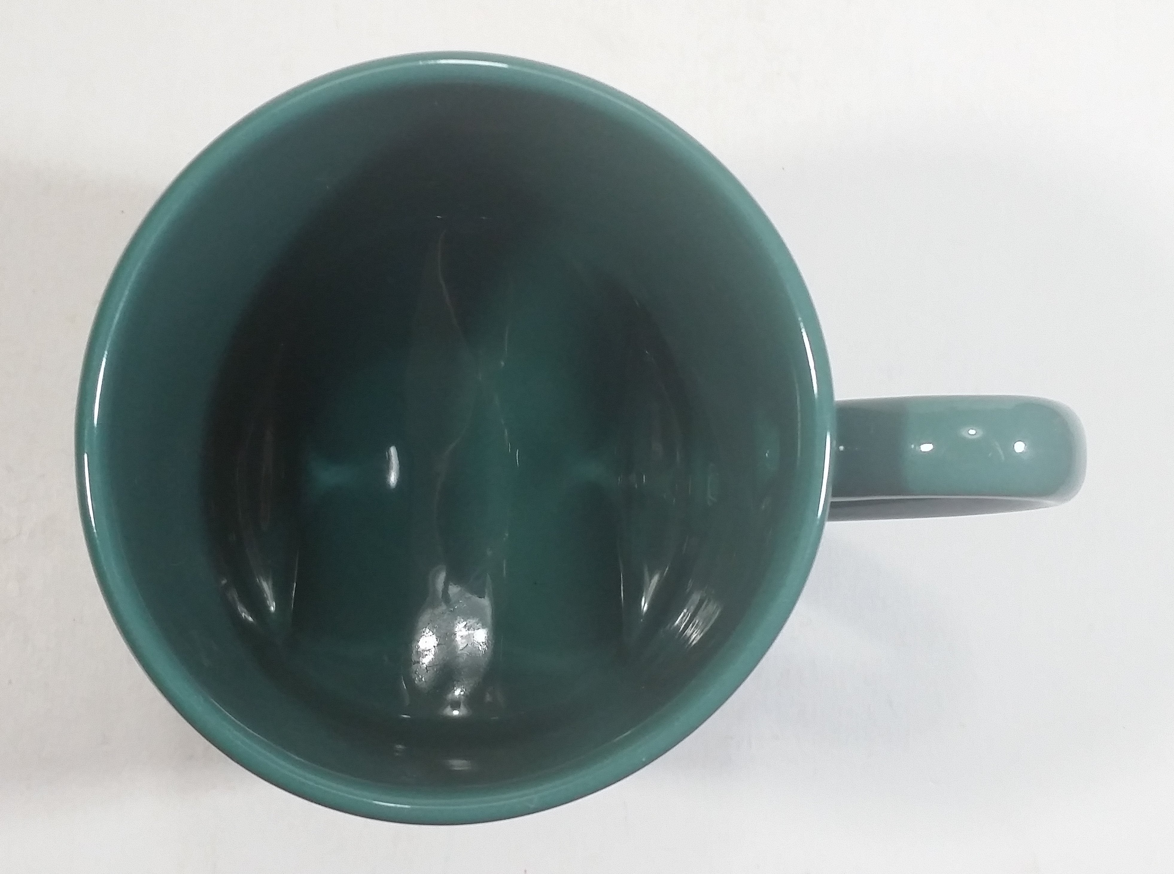 1998 Warner Bros Looney Tunes Taz Tasmanian Devil Cartoon Character "Sink It and Drink It!" Dark Green Ceramic Coffee Mug with Hole For Golf Ball Underneath 11