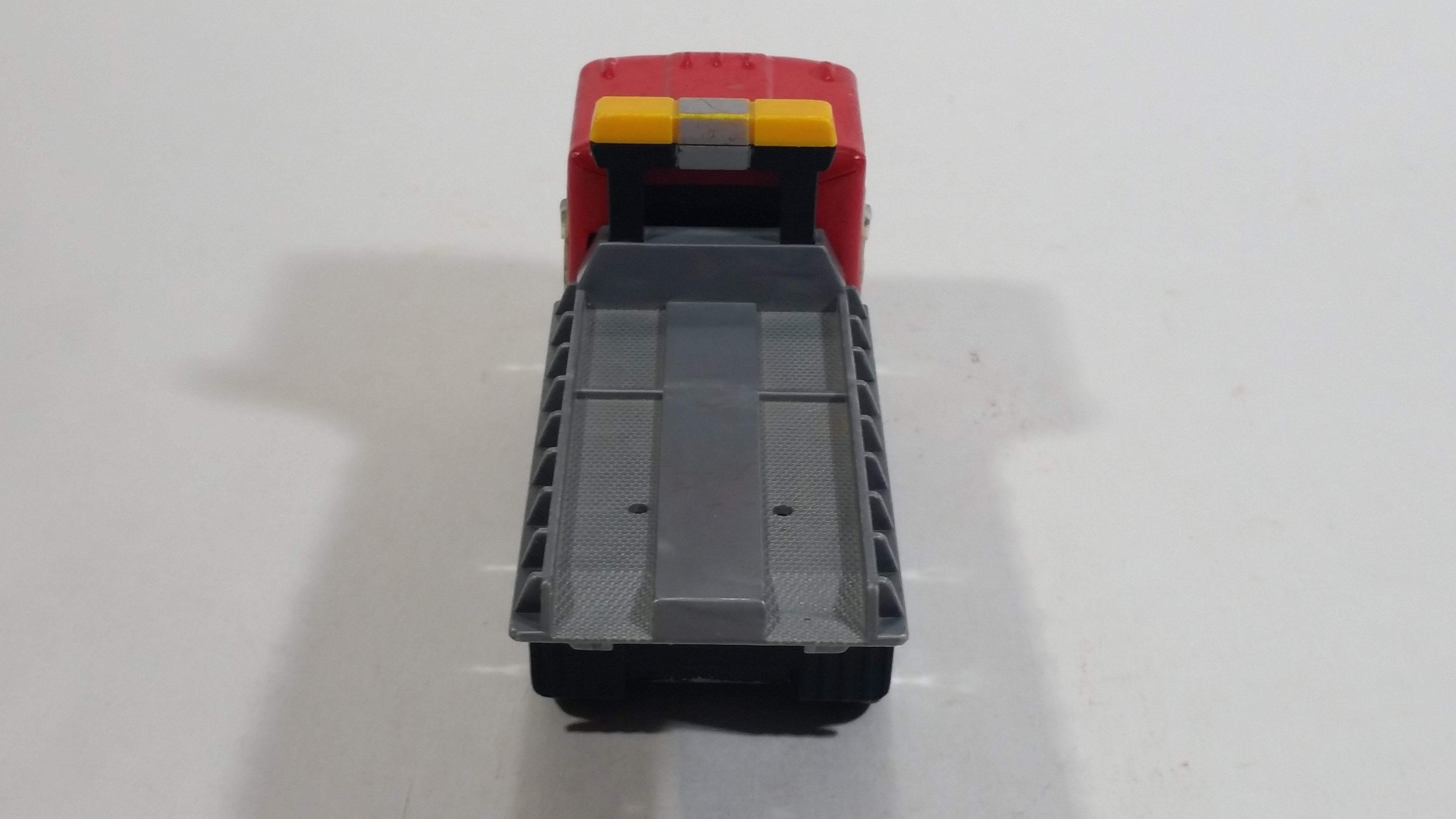 Vintage 1980 Buddy L Mack Semi Good Year #7 Flatbed Tow Truck Red and Grey Pressed Steel and Plastic Toy Car Wrecking Salvage Vehicle - Macau 15