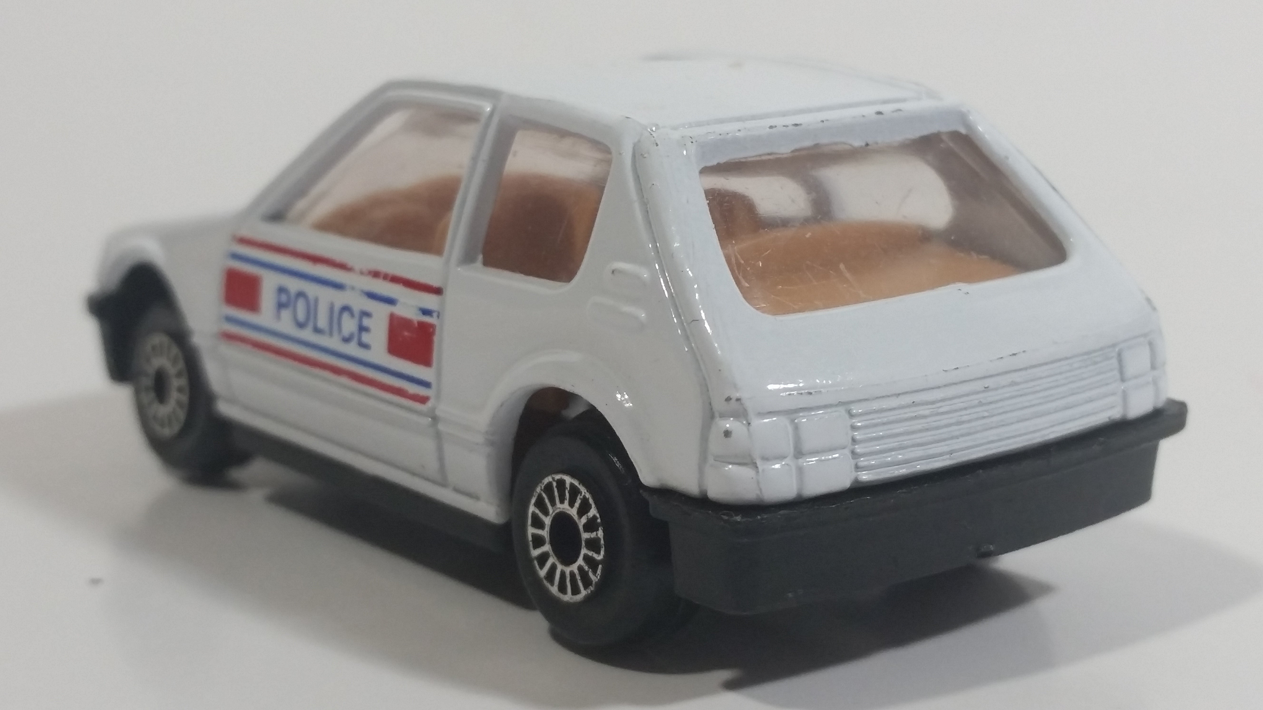 Very Rare HTF Sohbi Volkswagen VW Golf Police Cop White Die Cast Toy Car Emergency Rescue Vehicle 8