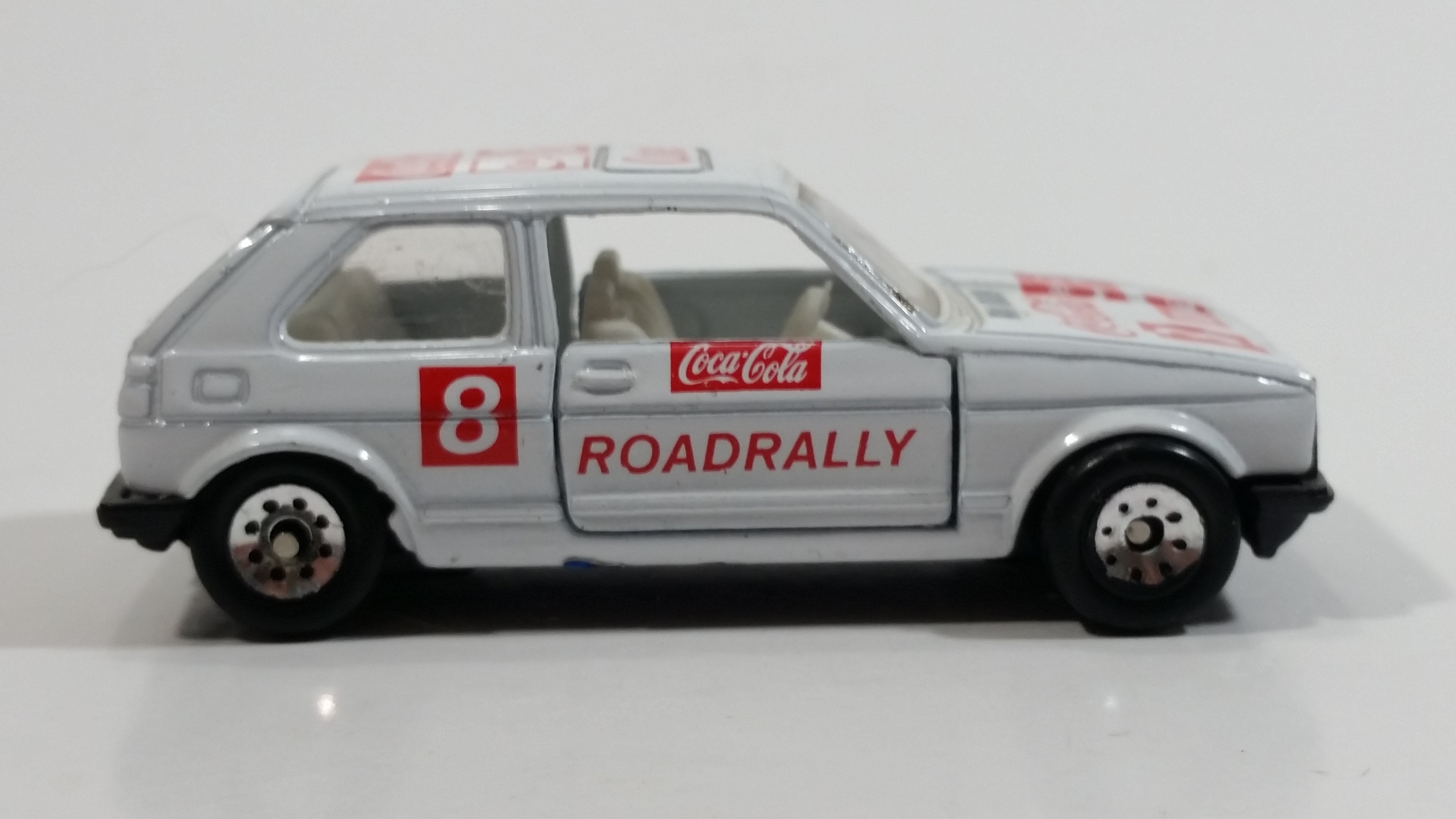 1988 Hartoy Coca Cola Coke Soda Pop VW Volkswagen Golf GTI White Red Die Cast Toy Car Vehicle with Opening Doors 5