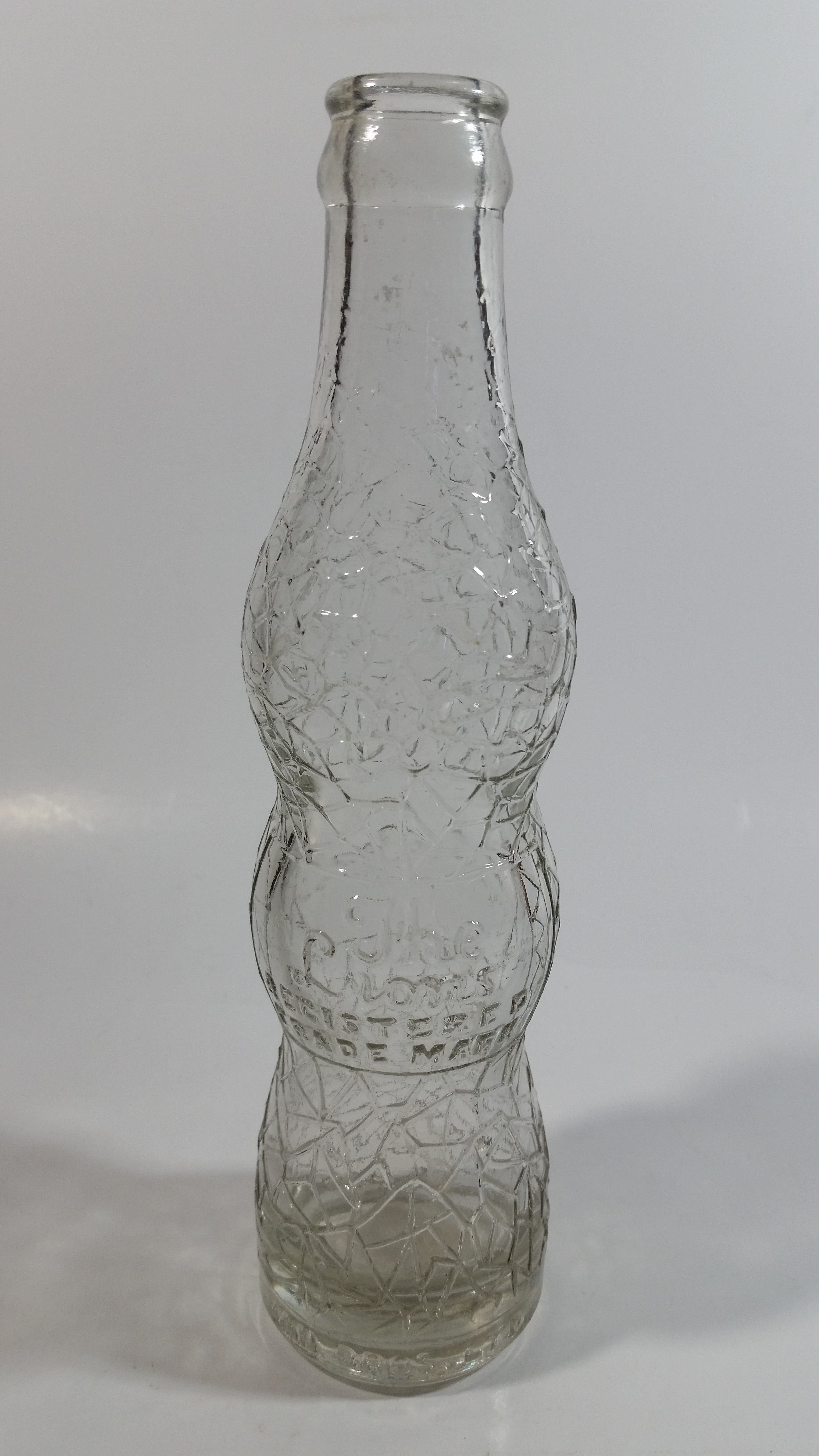 Vintage Van Bros. Ltd The Lions Beverages 6 1/2 oz Clear Crackle Glass Beverage Bottle