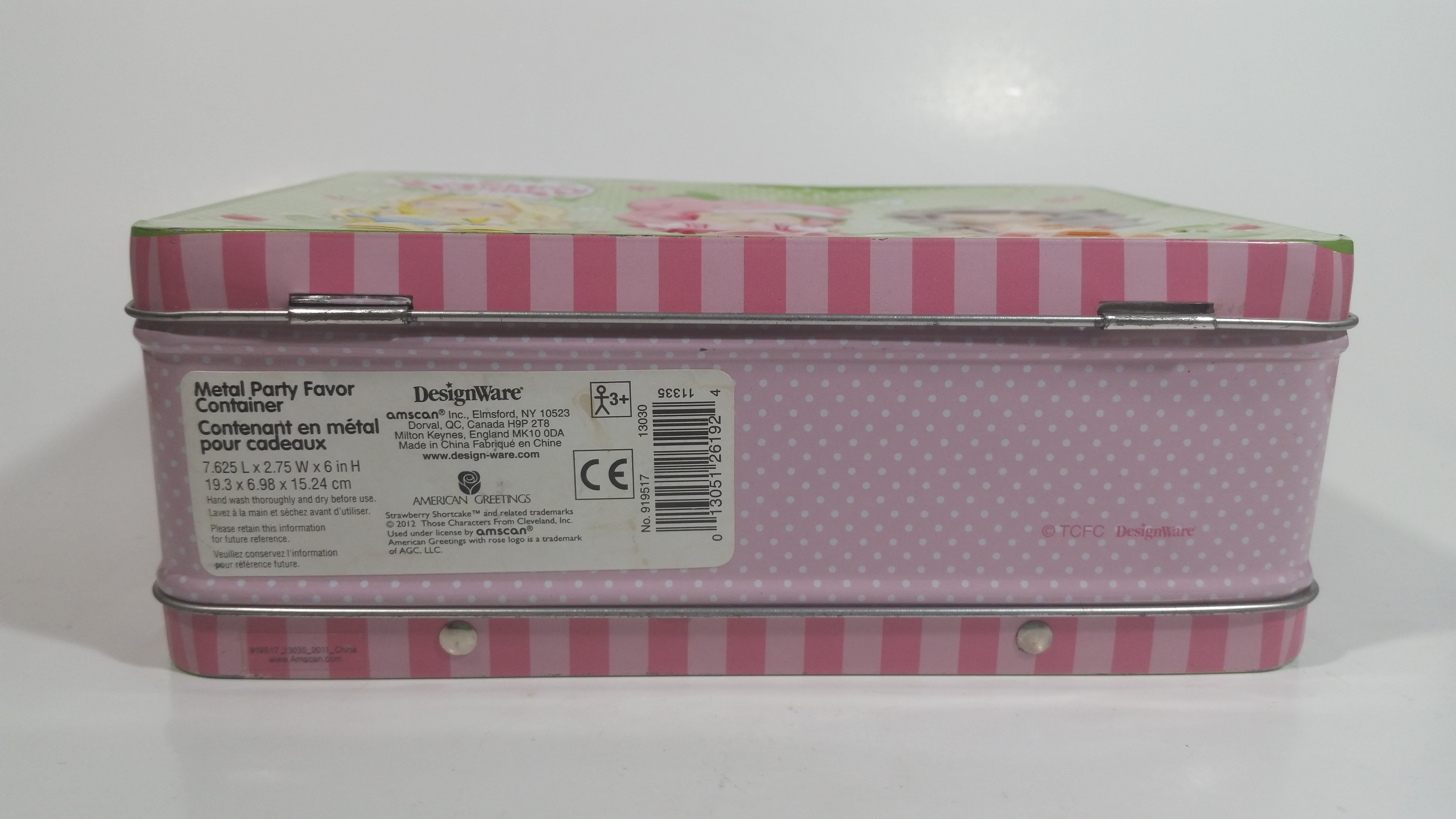 2012 American Greetings Strawberry Short cake Embossed Pink and Green Tin Metal Lunch Box 10