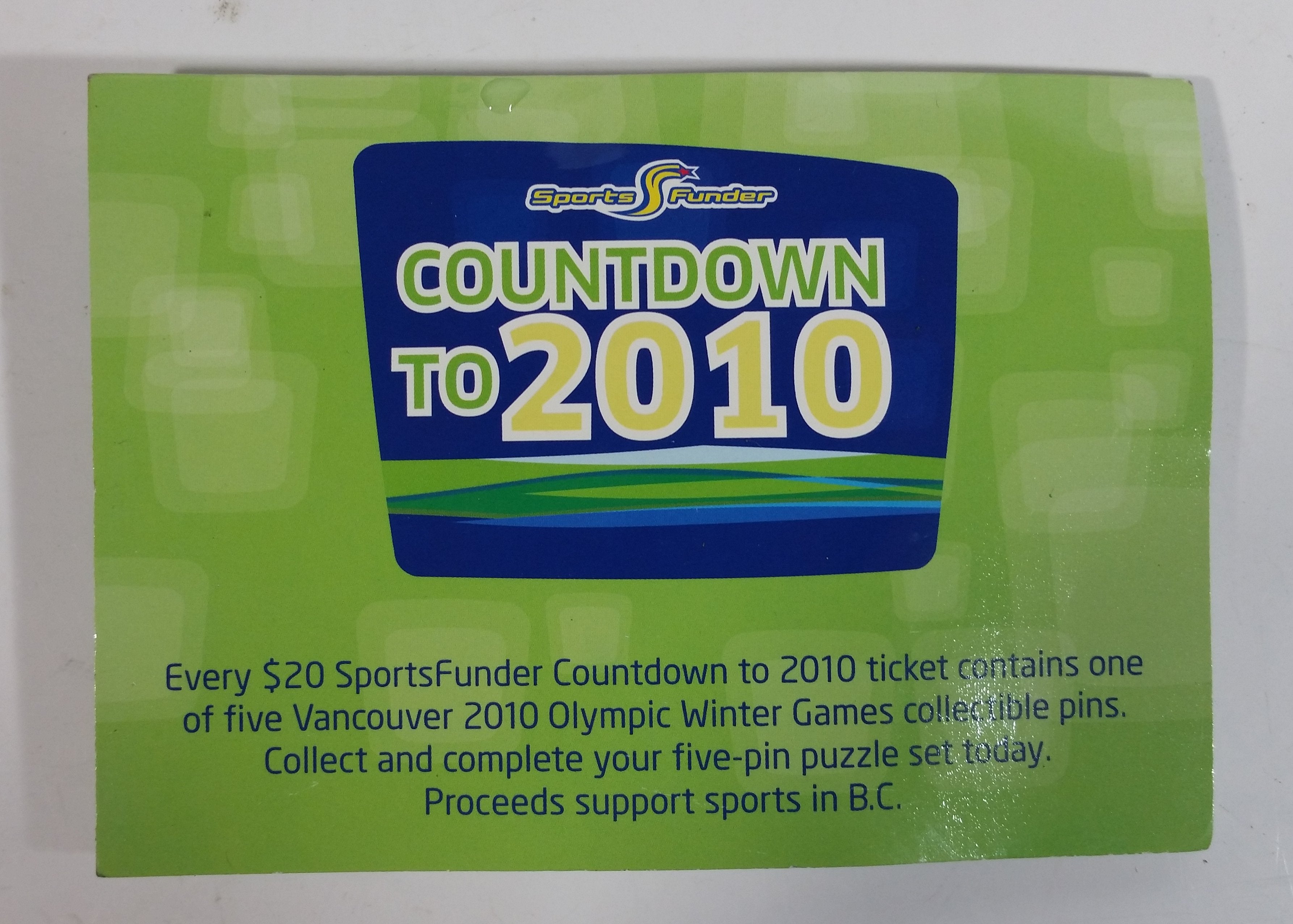 2010 Vancouver Olympic Games Countdown 5 Pin Puzzle Shaped Set Snowboarding Hockey Downhill Skiing and Figure Skating 2