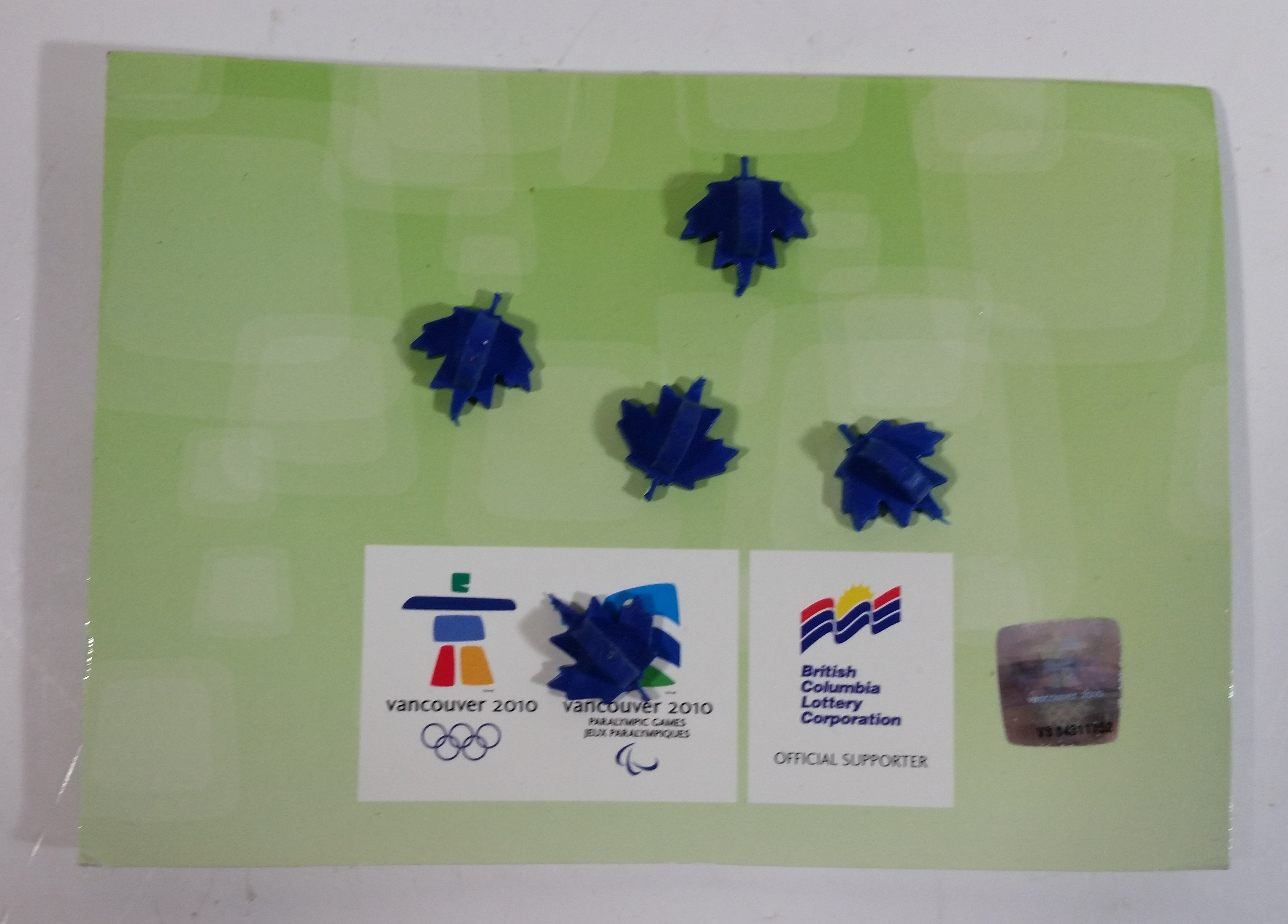 2010 Vancouver Olympic Games Countdown 5 Pin Puzzle Shaped Set Snowboarding Hockey Downhill Skiing and Figure Skating 3