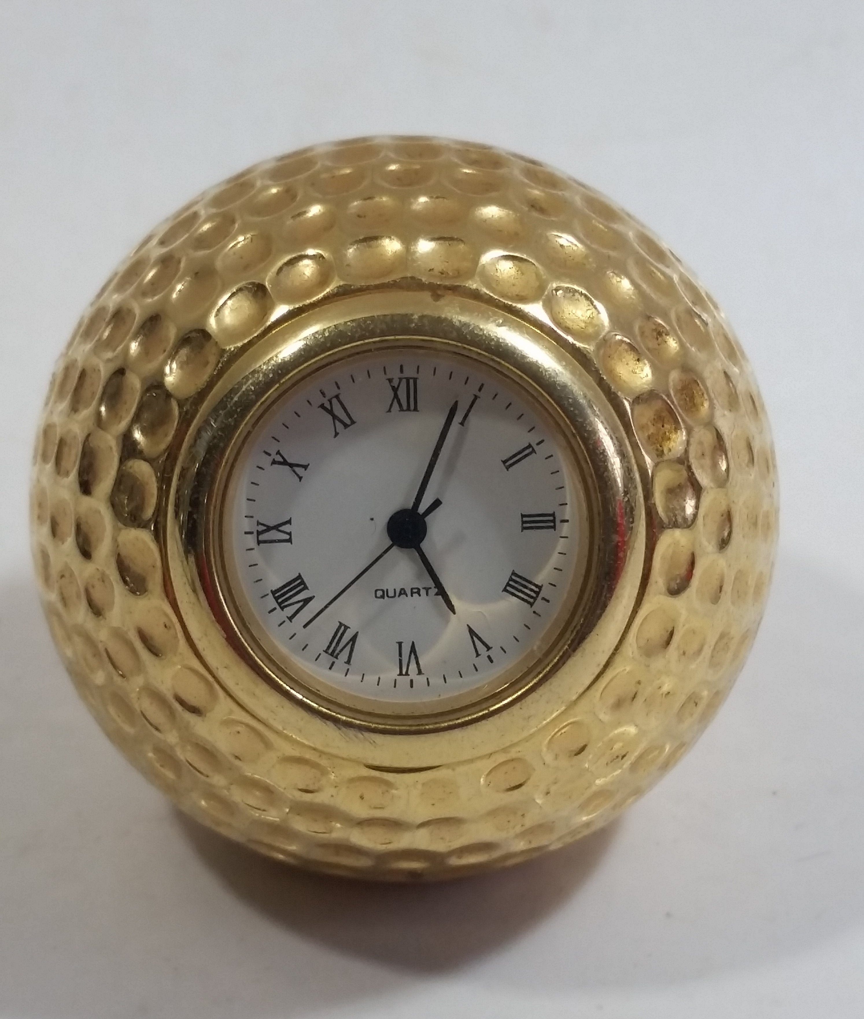 Vintage Gold Brass Golf Ball Desk Clock Paper Weight