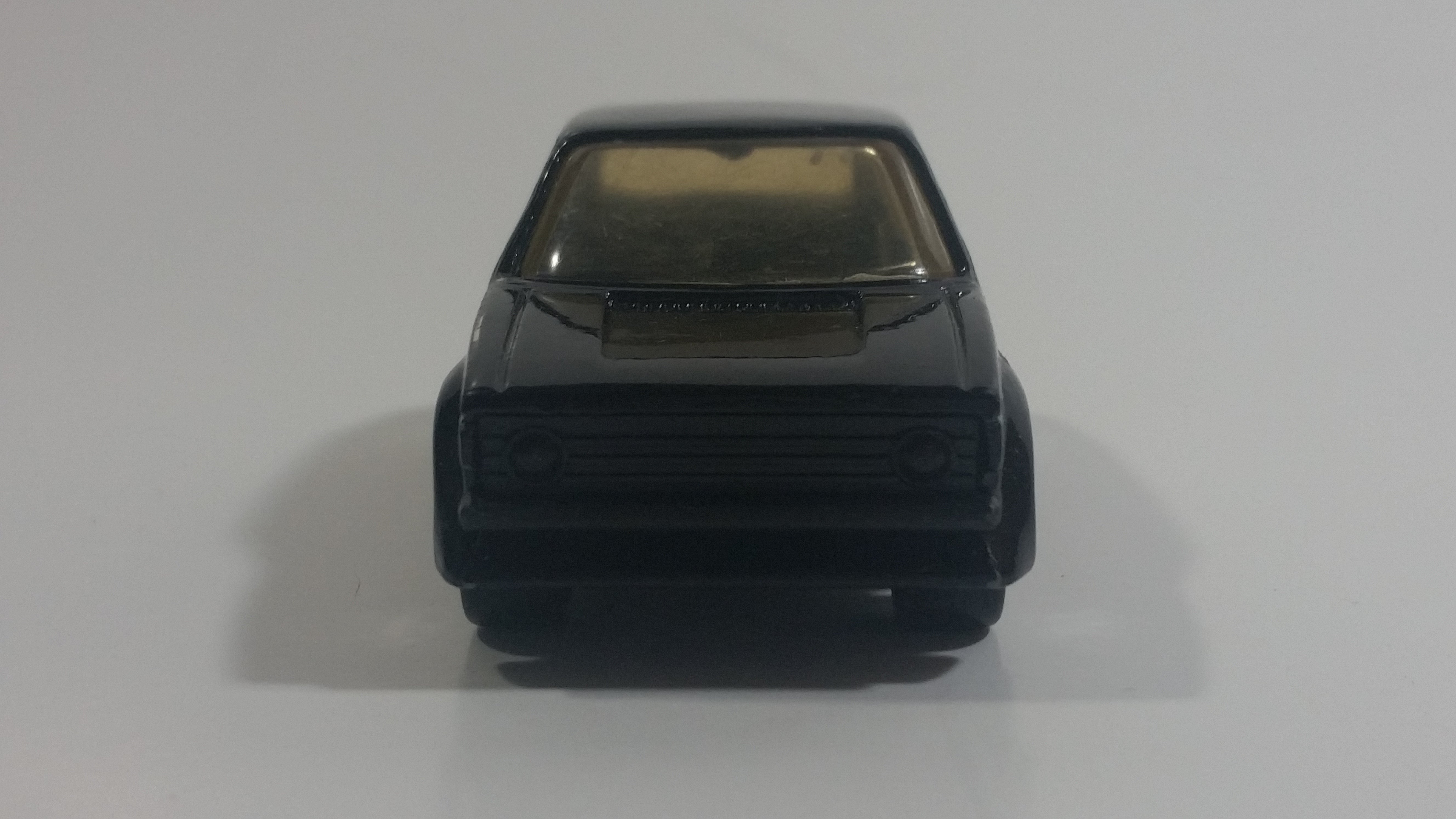 Maisto VW Golf GTI Pizza Pizzaria 967-1111 Black Die Cast Toy Car Vehicle 2