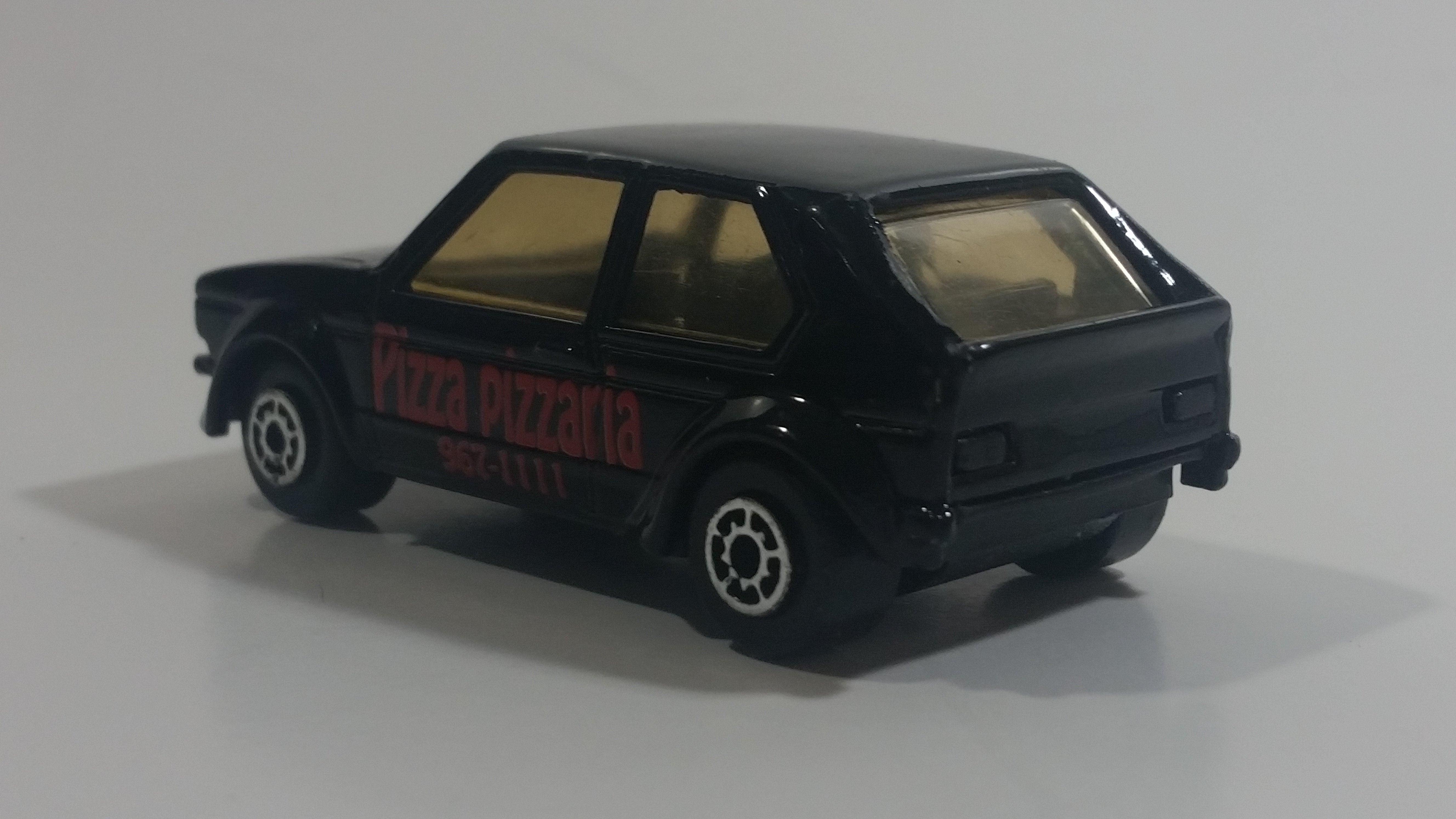 Maisto VW Golf GTI Pizza Pizzaria 967-1111 Black Die Cast Toy Car Vehicle 8