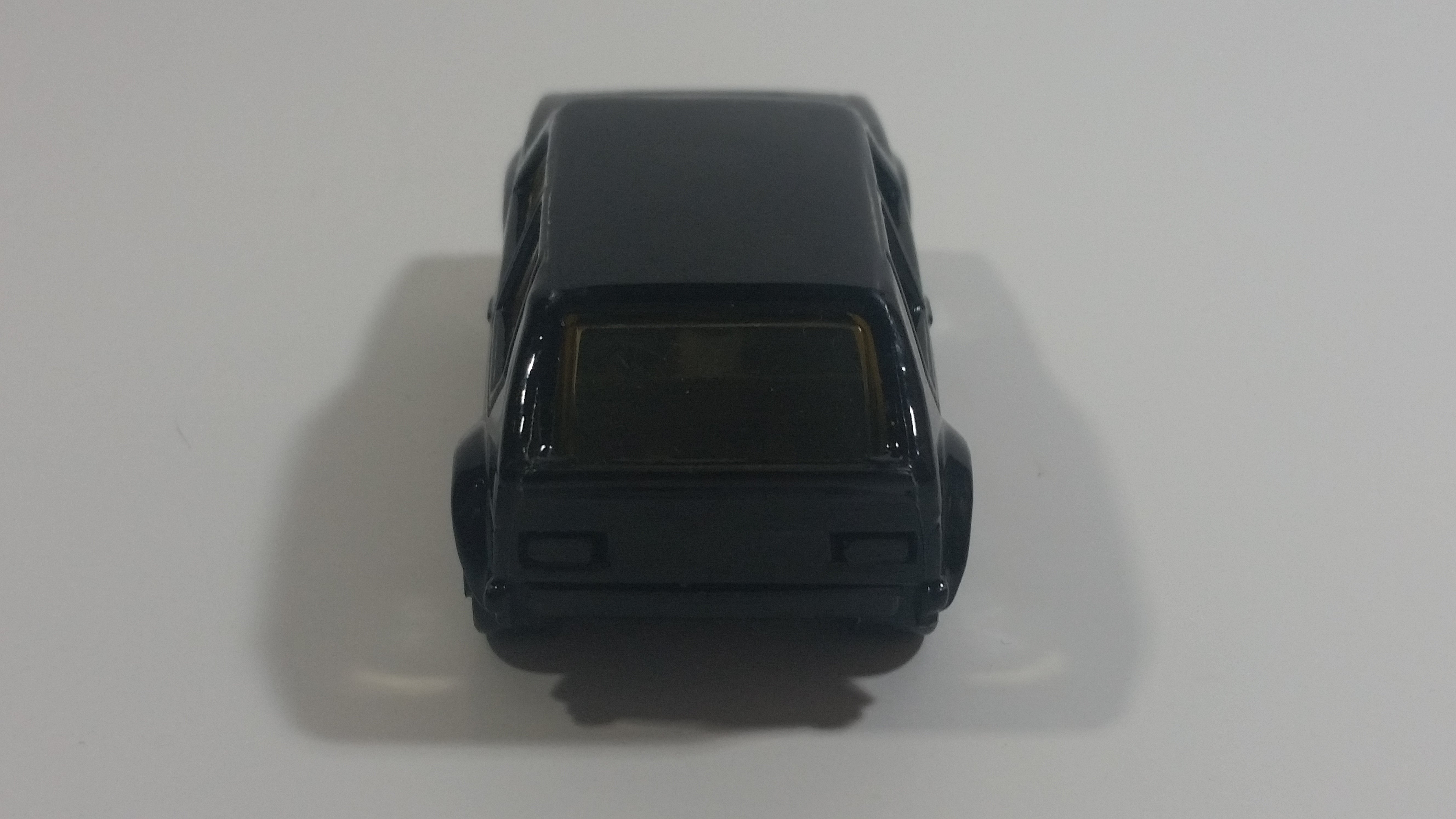Maisto VW Golf GTI Pizza Pizzaria 967-1111 Black Die Cast Toy Car Vehicle 12