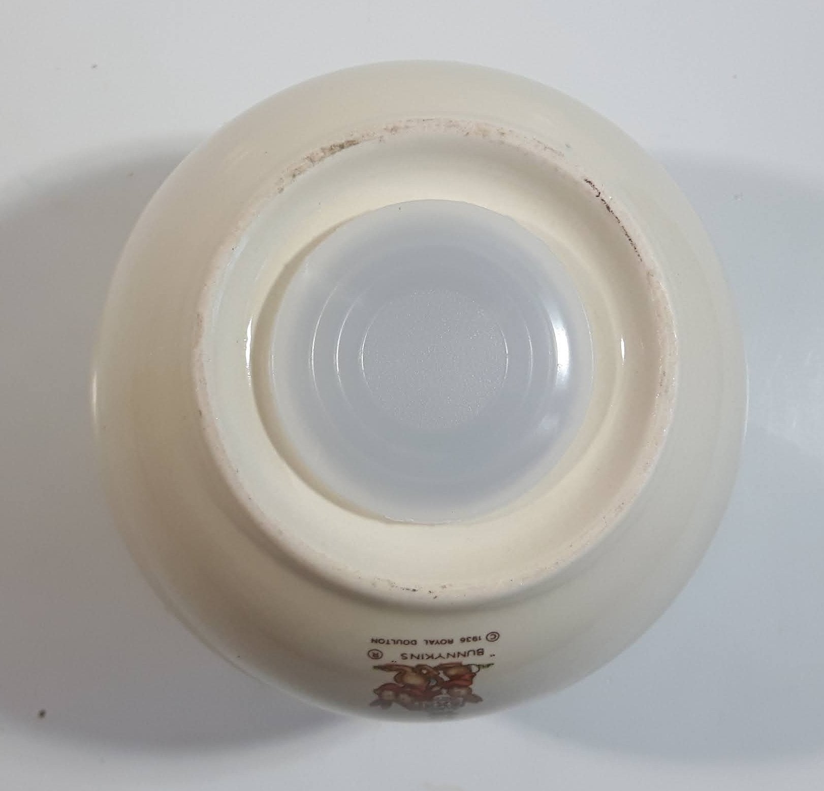 Vintage Royal Doulton Bunnykins Round Ceramic Coin Bank 16