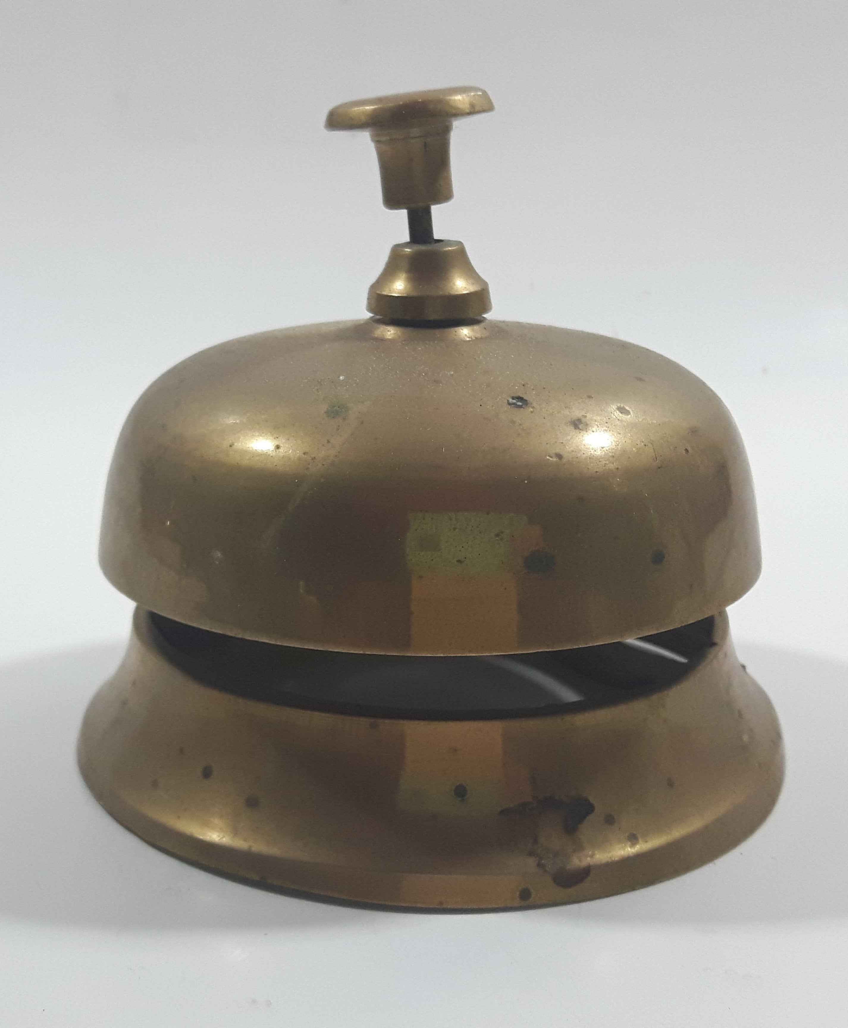 Antique Hotel Front Desk Customer Service Heavy Brass Counter Top Bell 3 5/8" Diameter 11