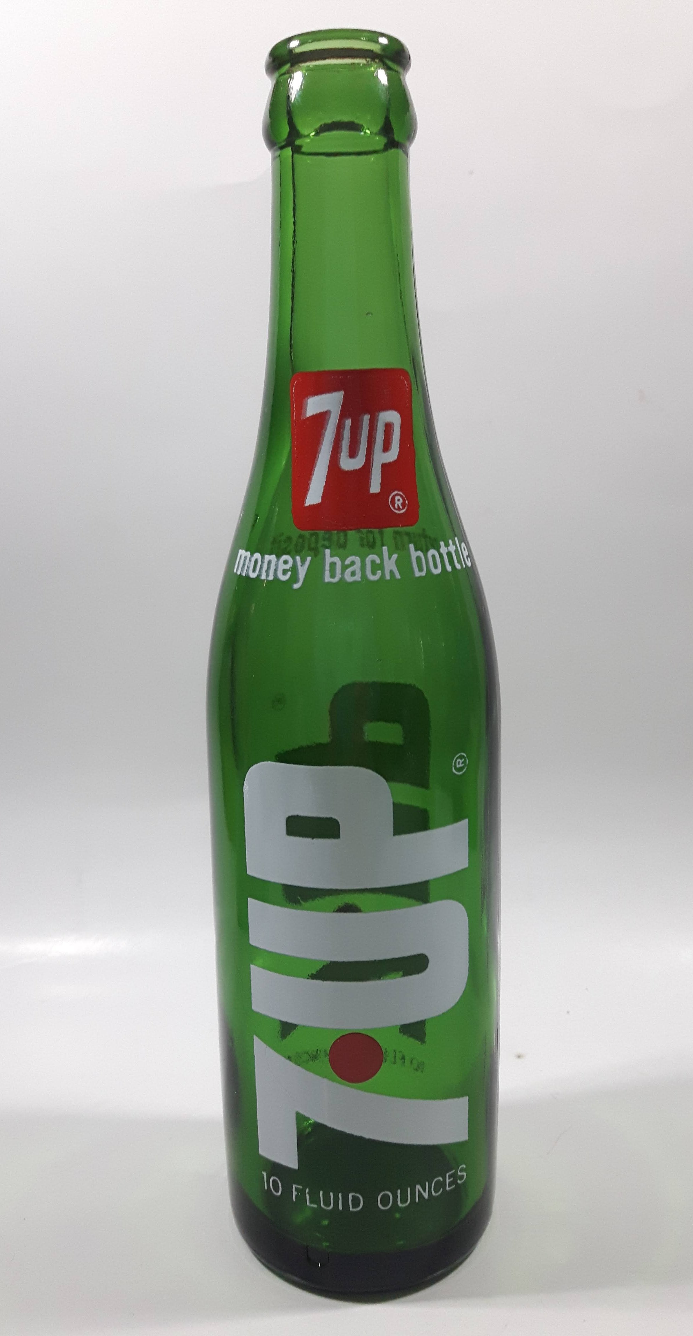 Vintage 7up Money Back Bottle 10 Fluid Ounces Green Glass Bottle 3589 1