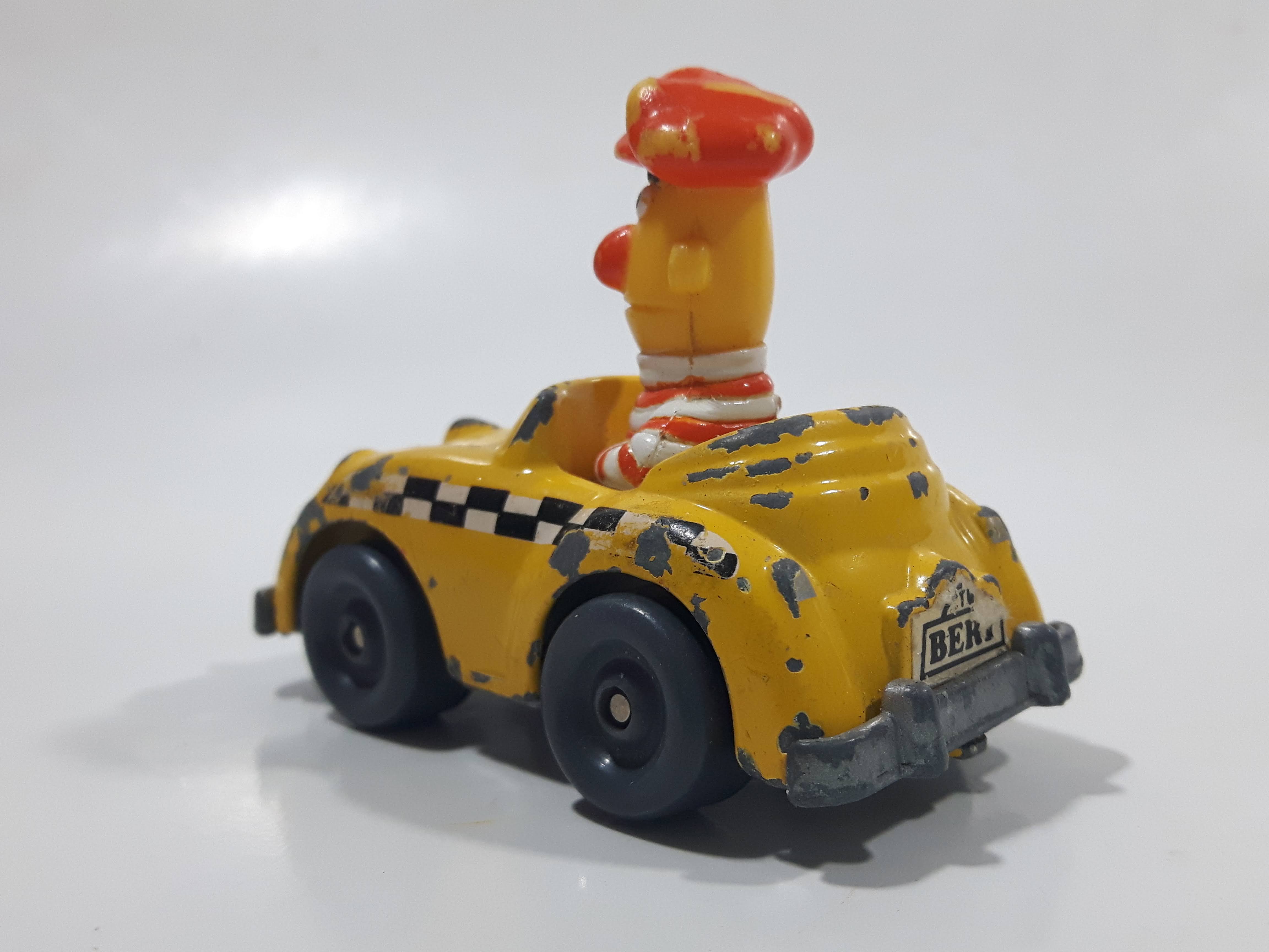 1981 1983 Playskool The Muppets Sesame Street Bert Taxi Cab Driver Yellow Die Cast Toy Car Vehicle 7
