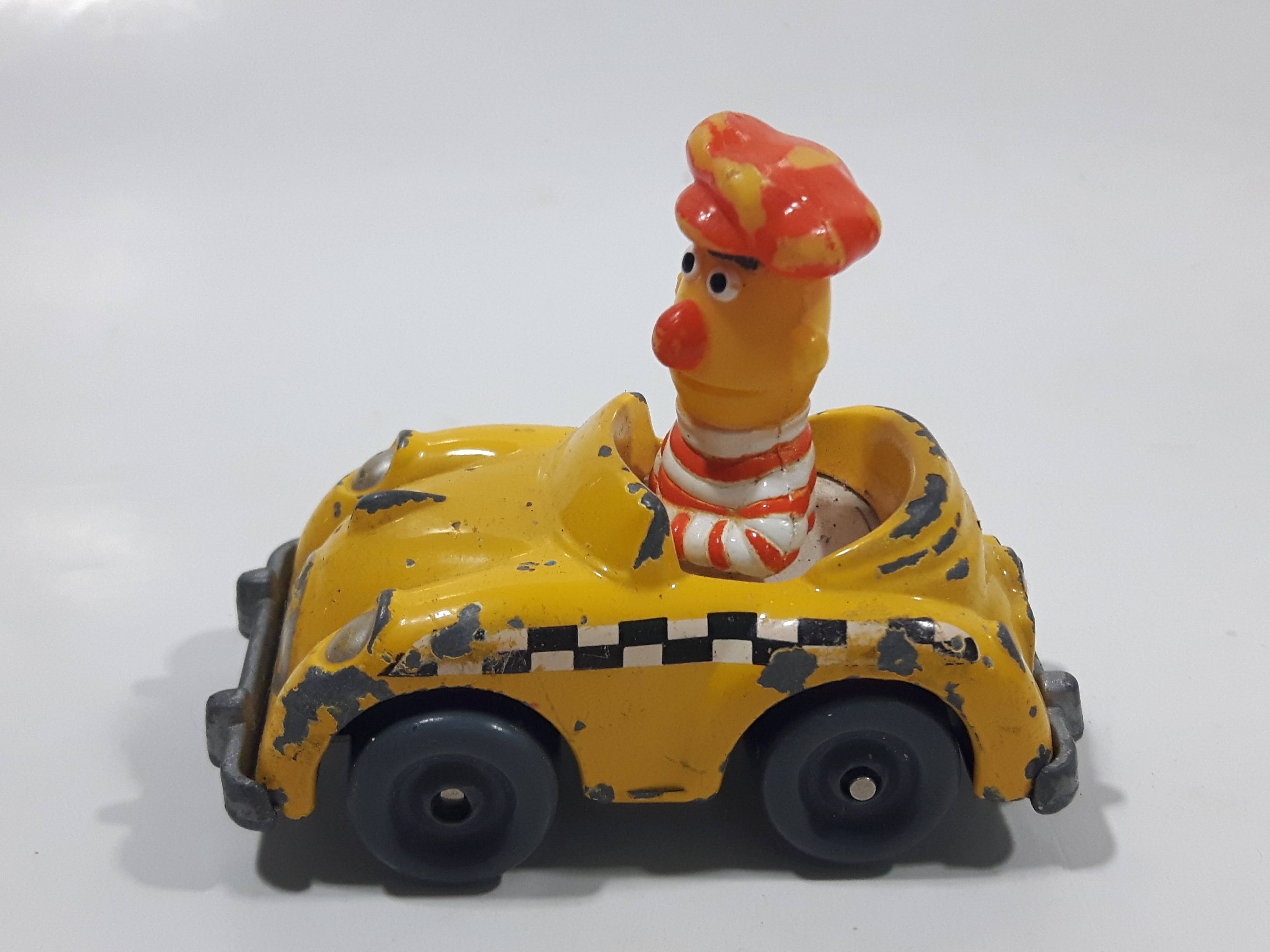 1981 1983 Playskool The Muppets Sesame Street Bert Taxi Cab Driver Yellow Die Cast Toy Car Vehicle 8