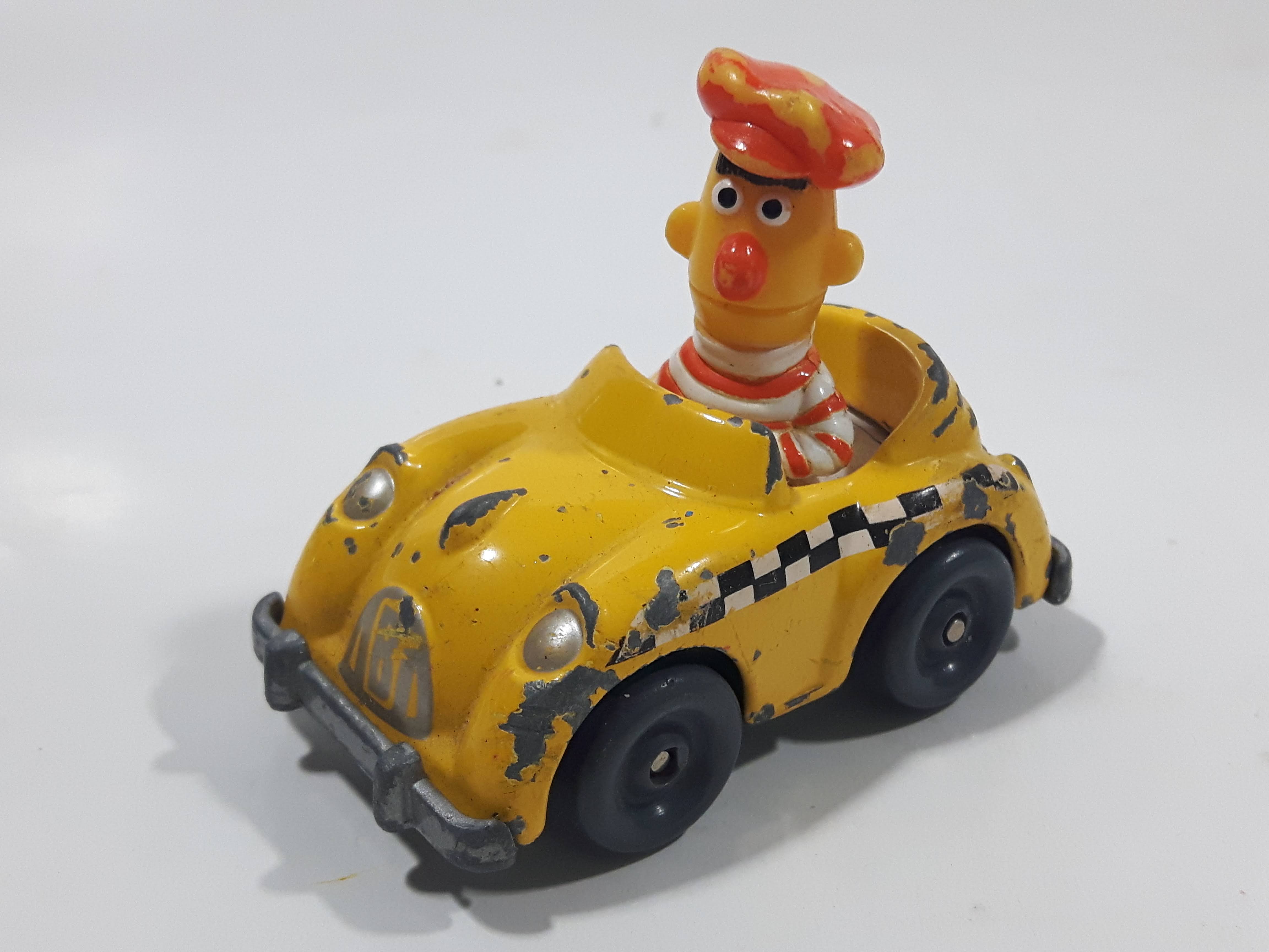 1981 1983 Playskool The Muppets Sesame Street Bert Taxi Cab Driver Yellow Die Cast Toy Car Vehicle 9