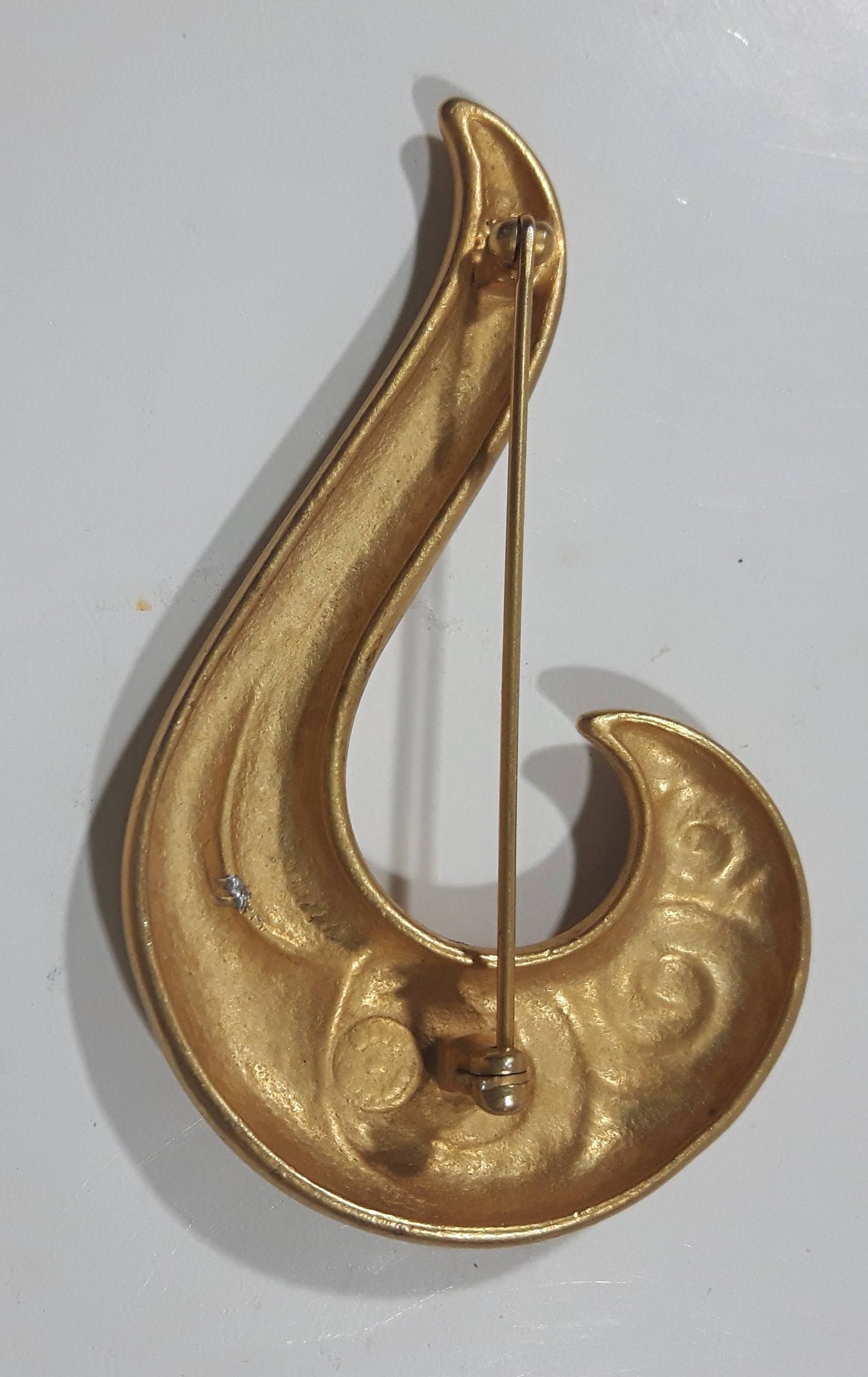 Swirl Pattern Music Note Style Golden Tone Metal Brooch Pin 4