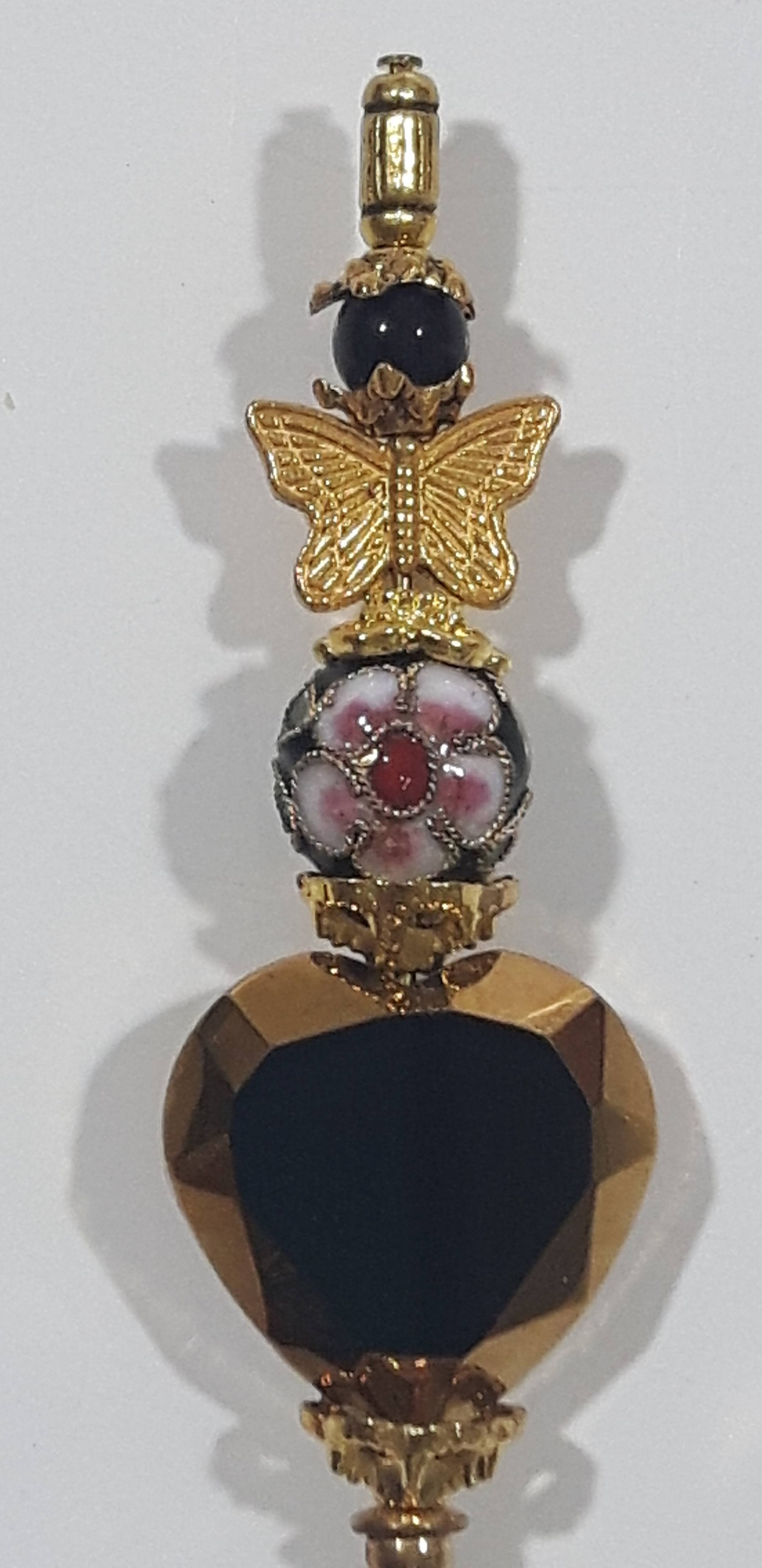 Vintage Butterfly Plastic Heart and Flower Themed Cloisonne Hat Golden Tone Metal Stick Pin 2